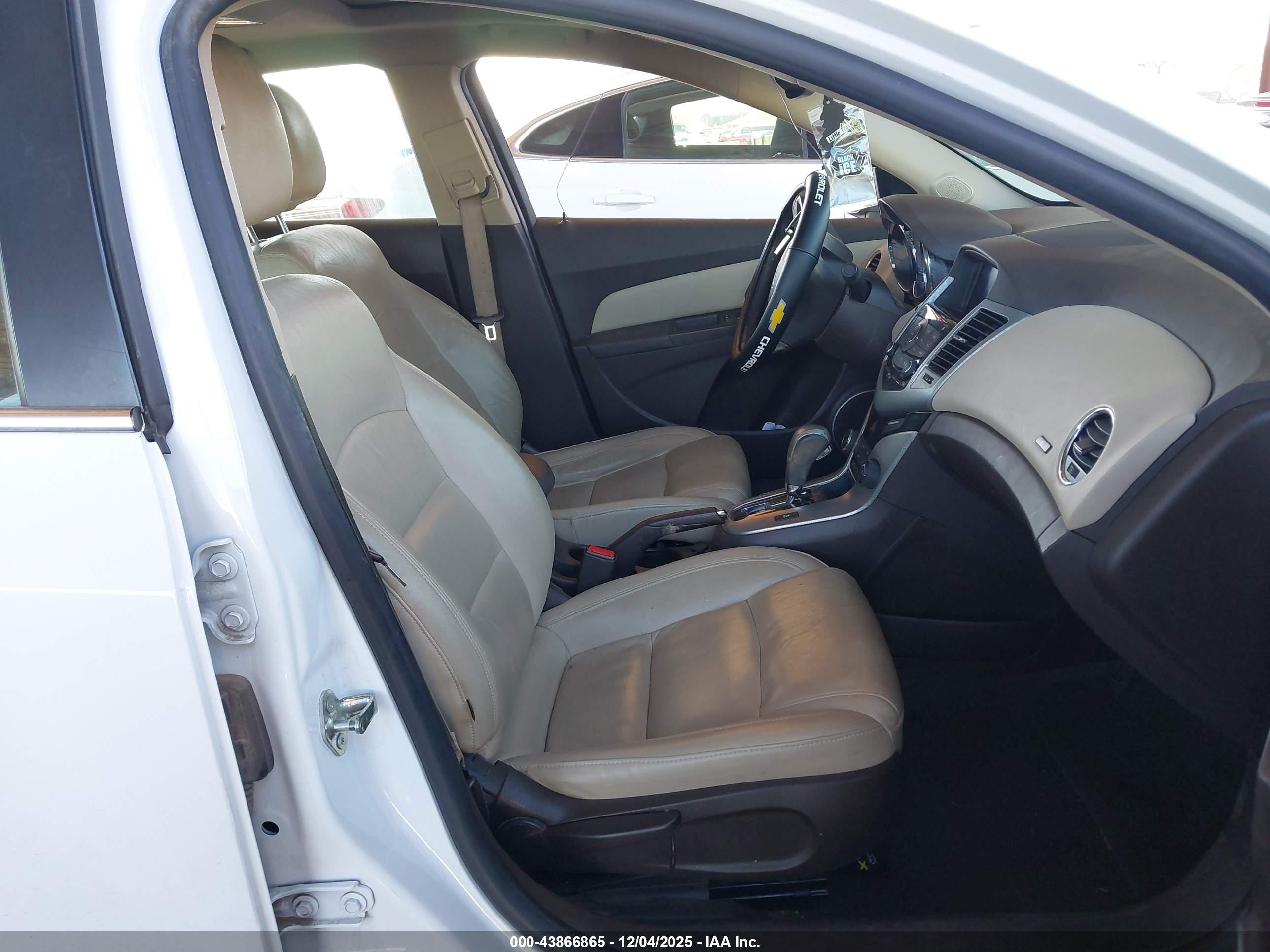 CHEVROLET CRUZE image 5