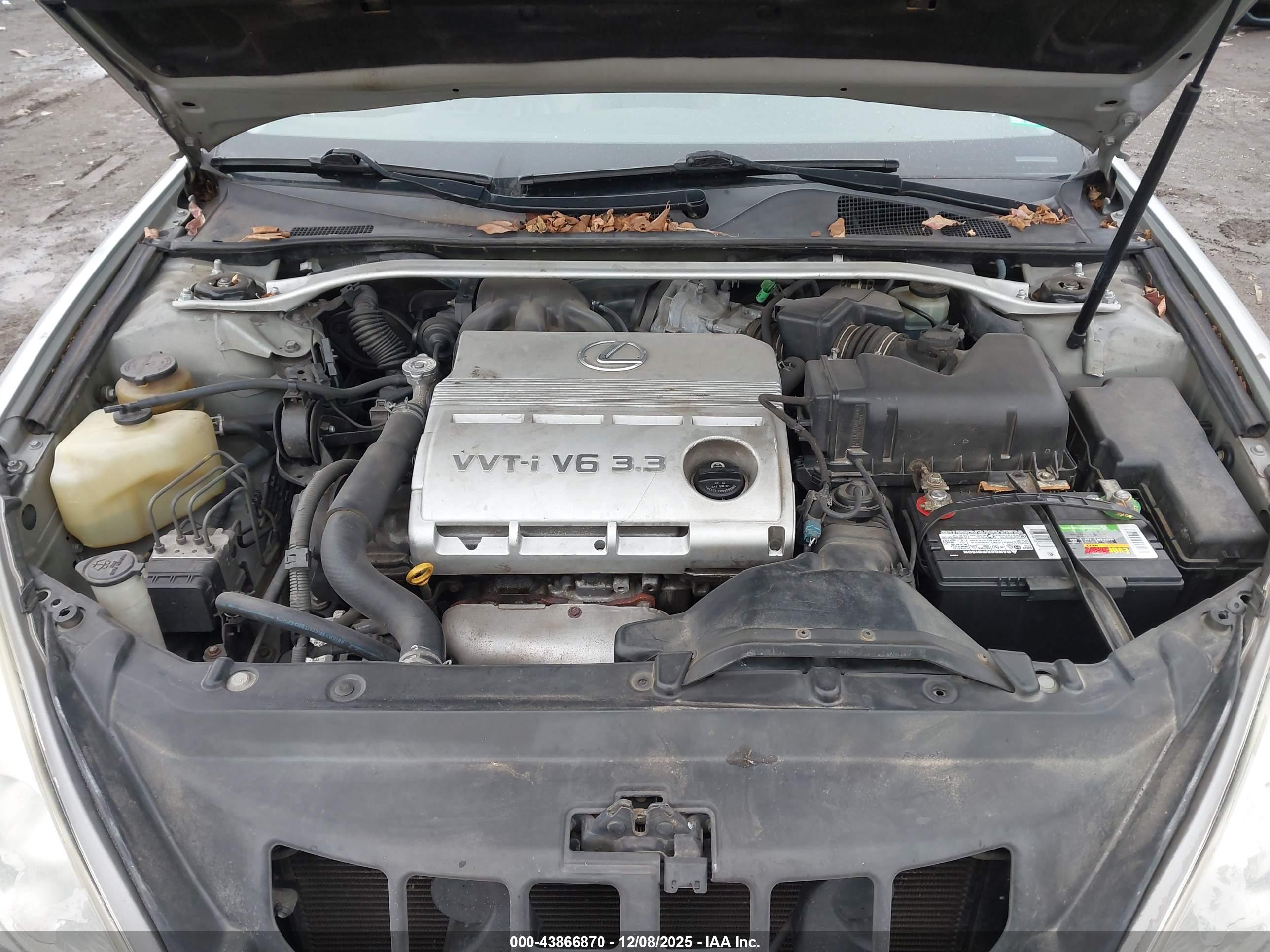 LEXUS ES image 10