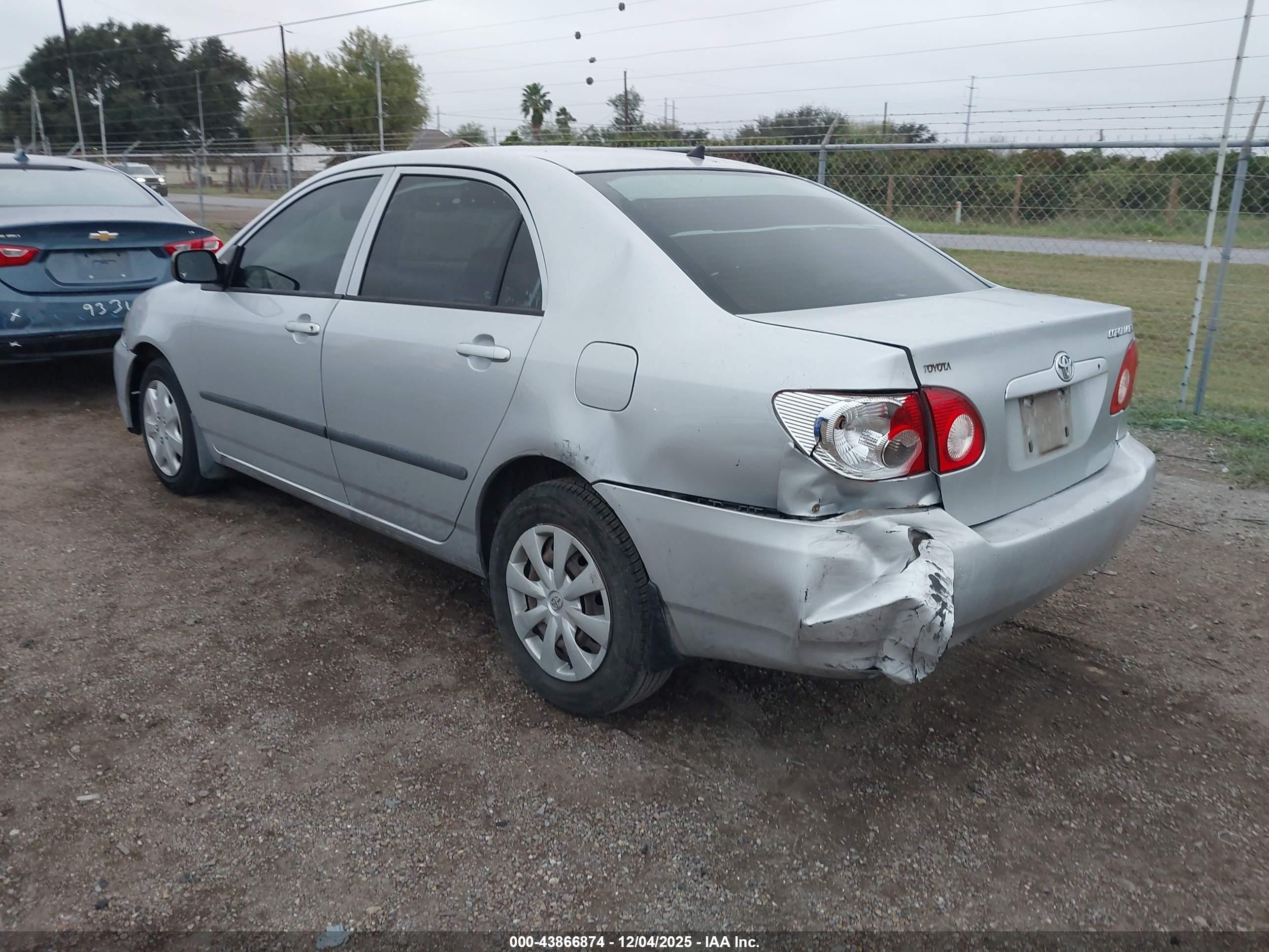 TOYOTA COROLLA image 3