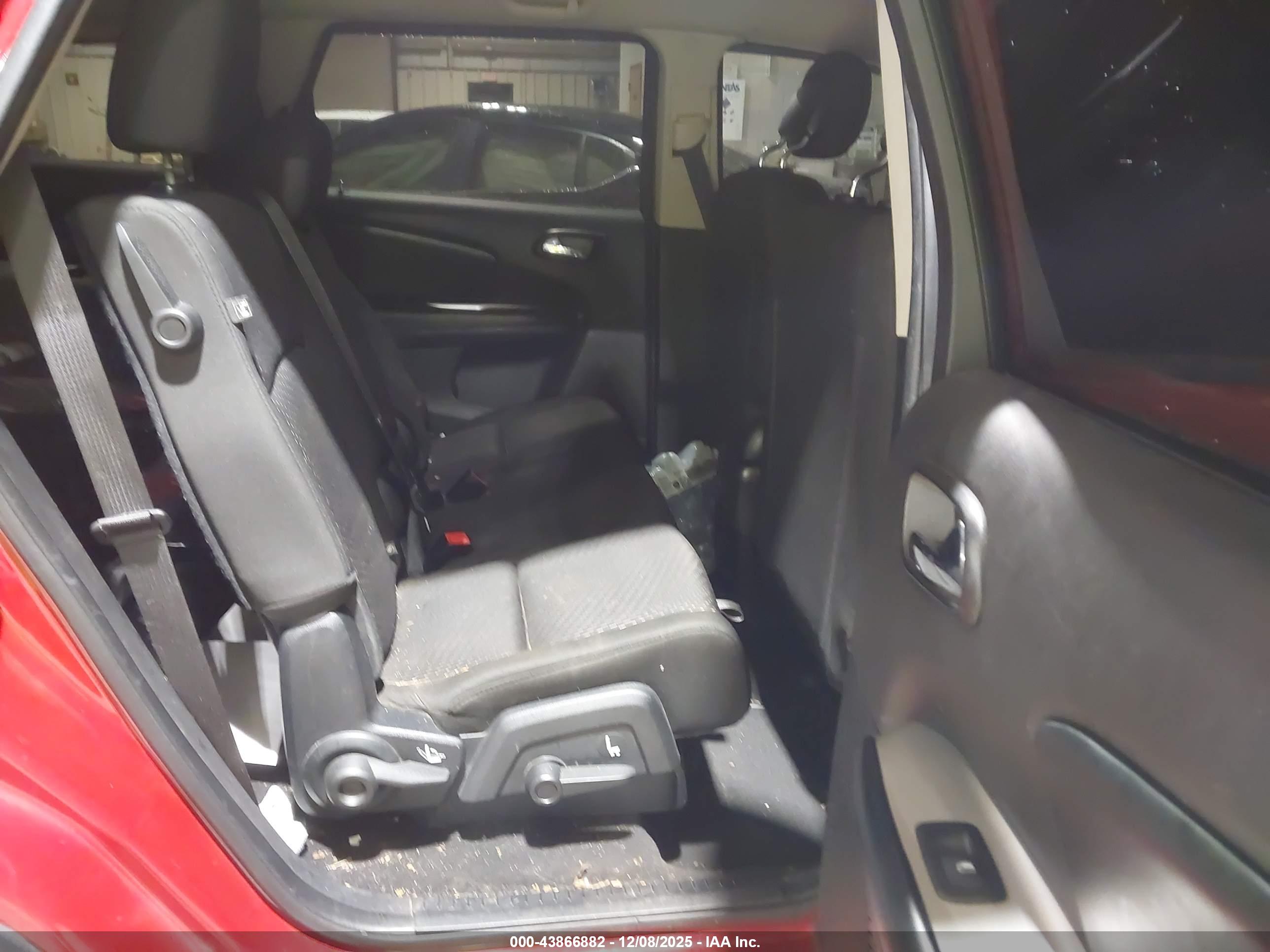DODGE JOURNEY image 8