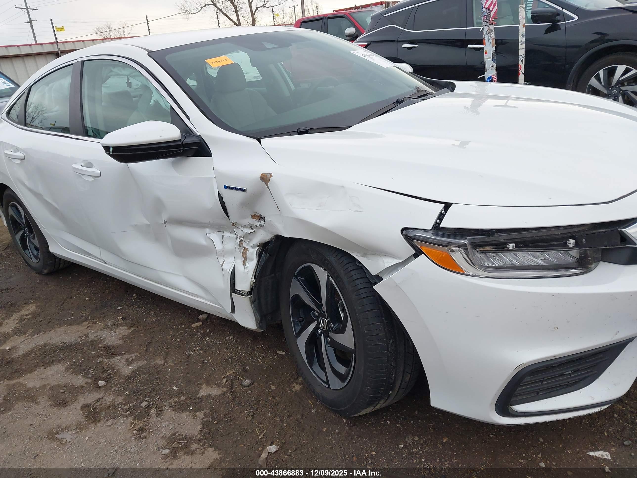 HONDA INSIGHT image 6