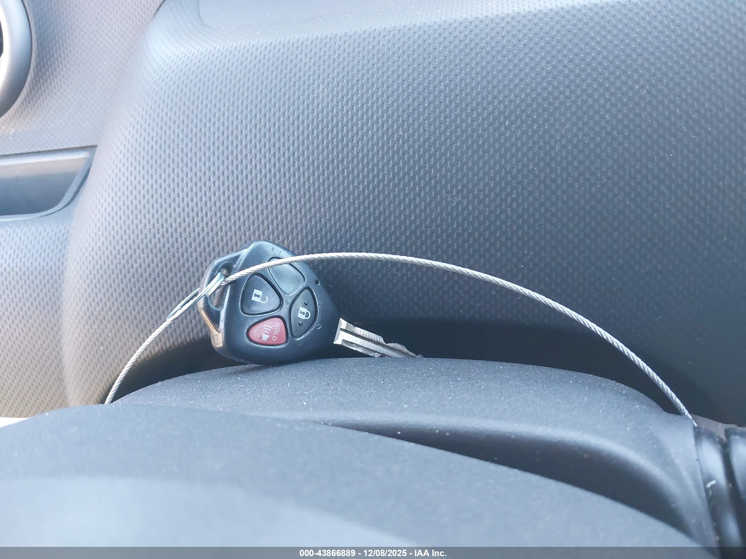 SCION XB image 11