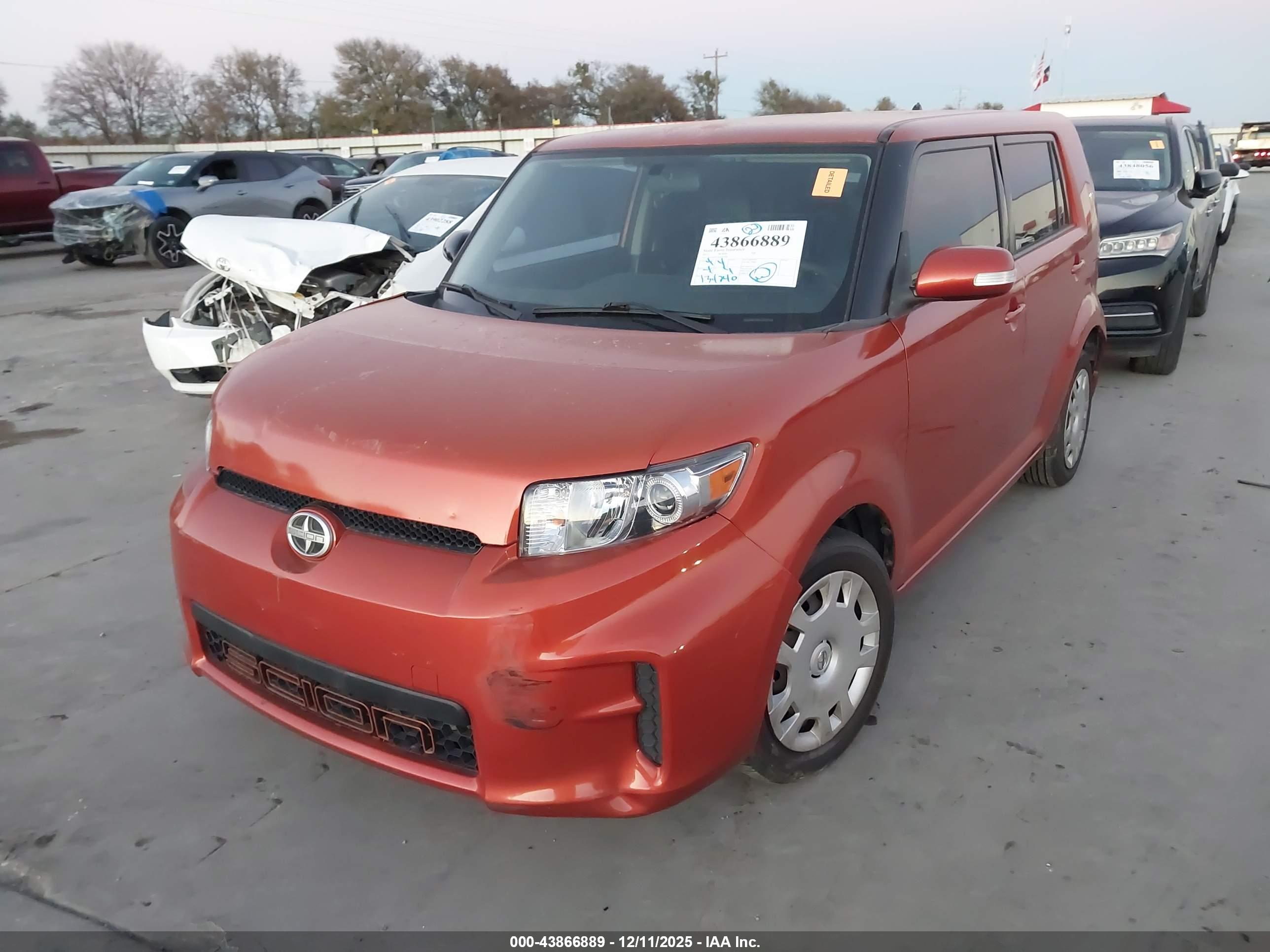 SCION XB image 2