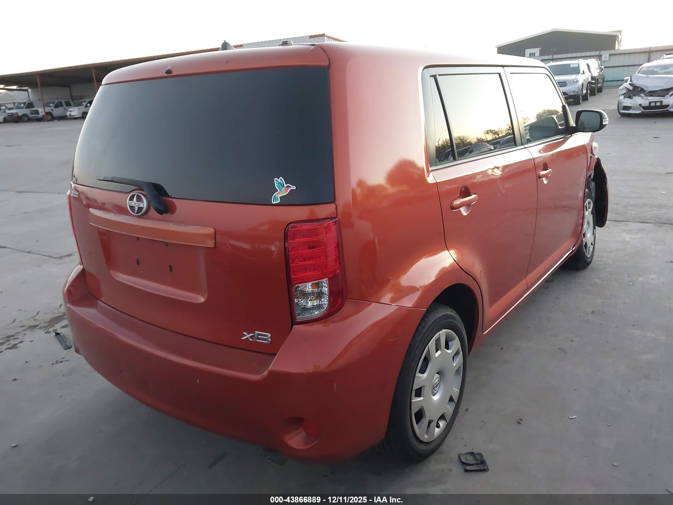 SCION XB image 4