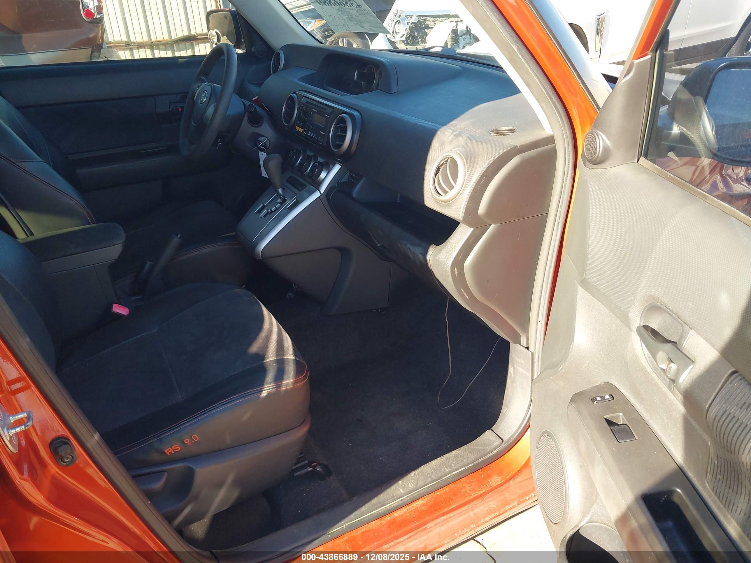 SCION XB image 5