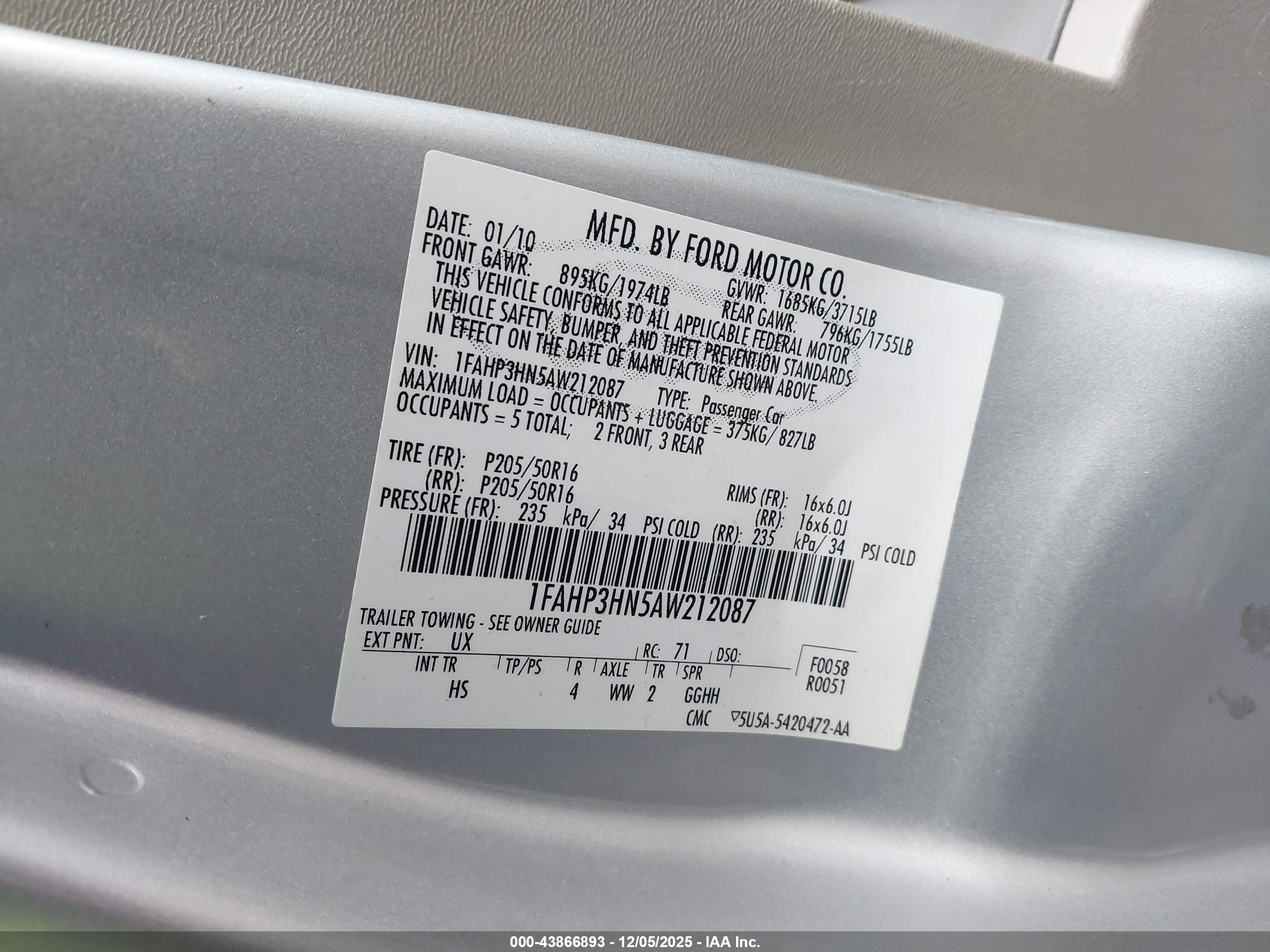 FORD FOCUS image 9
