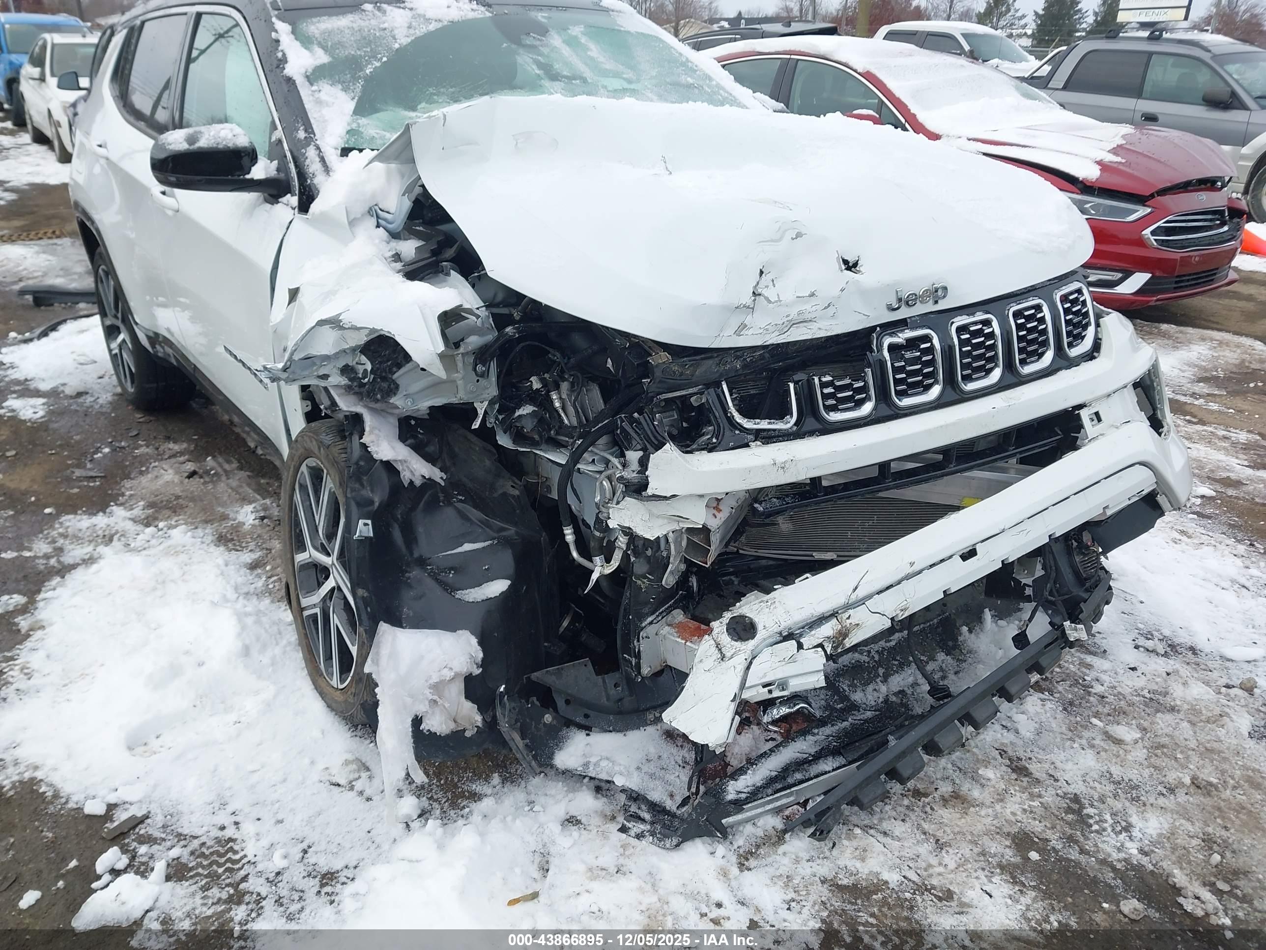 JEEP COMPASS image 6