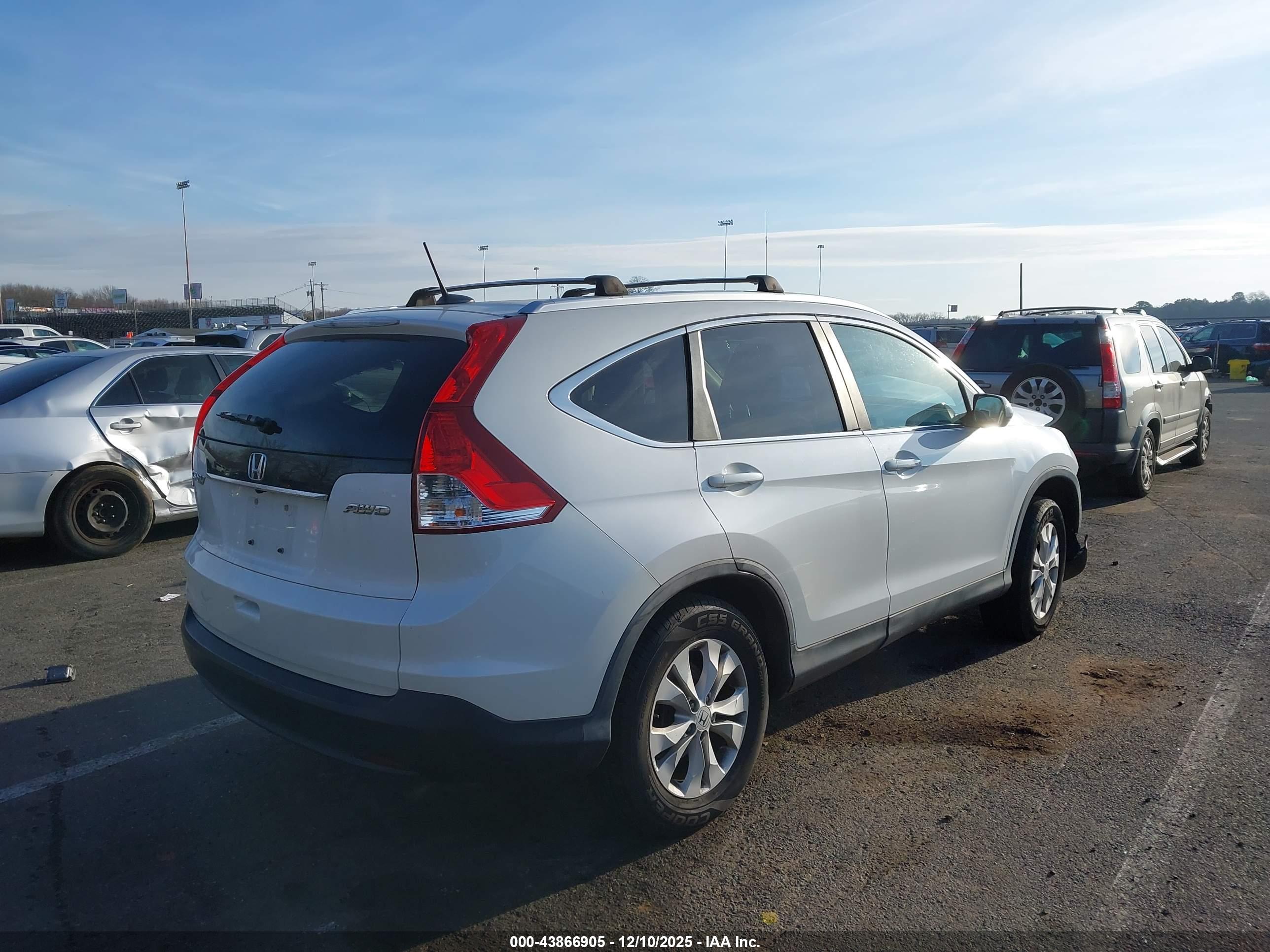 HONDA CR-V image 4