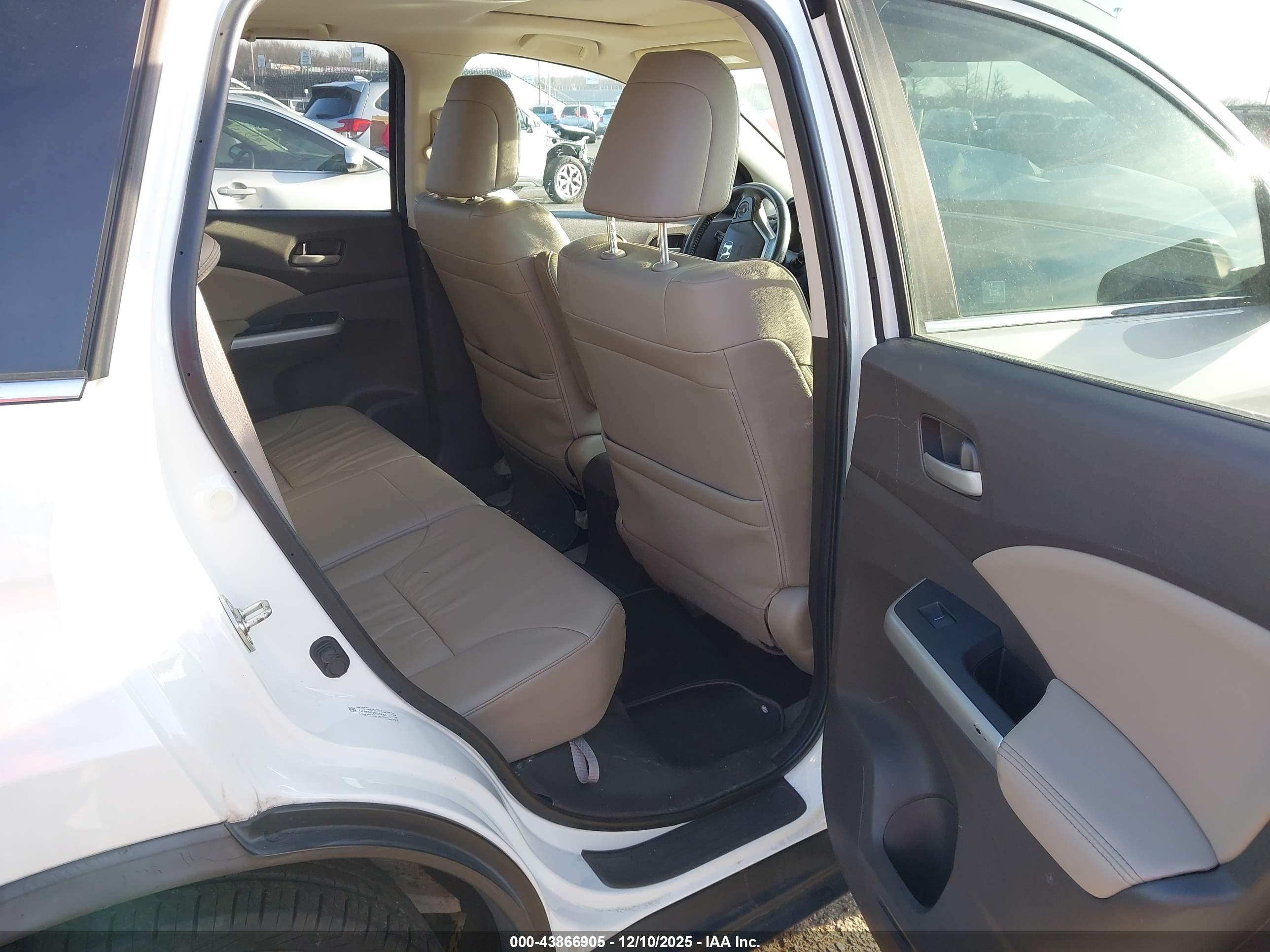 HONDA CR-V image 8