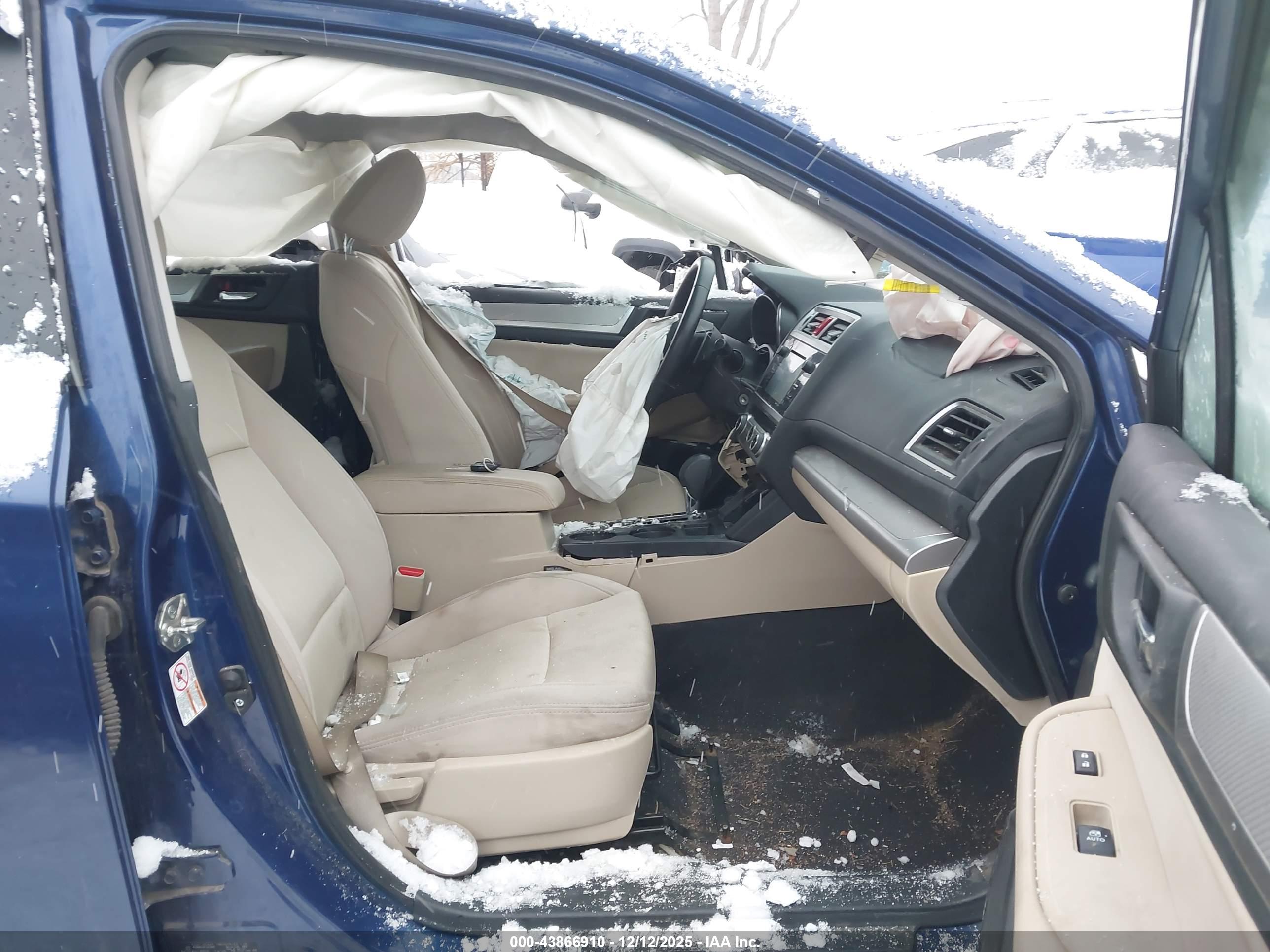 SUBARU LEGACY image 5