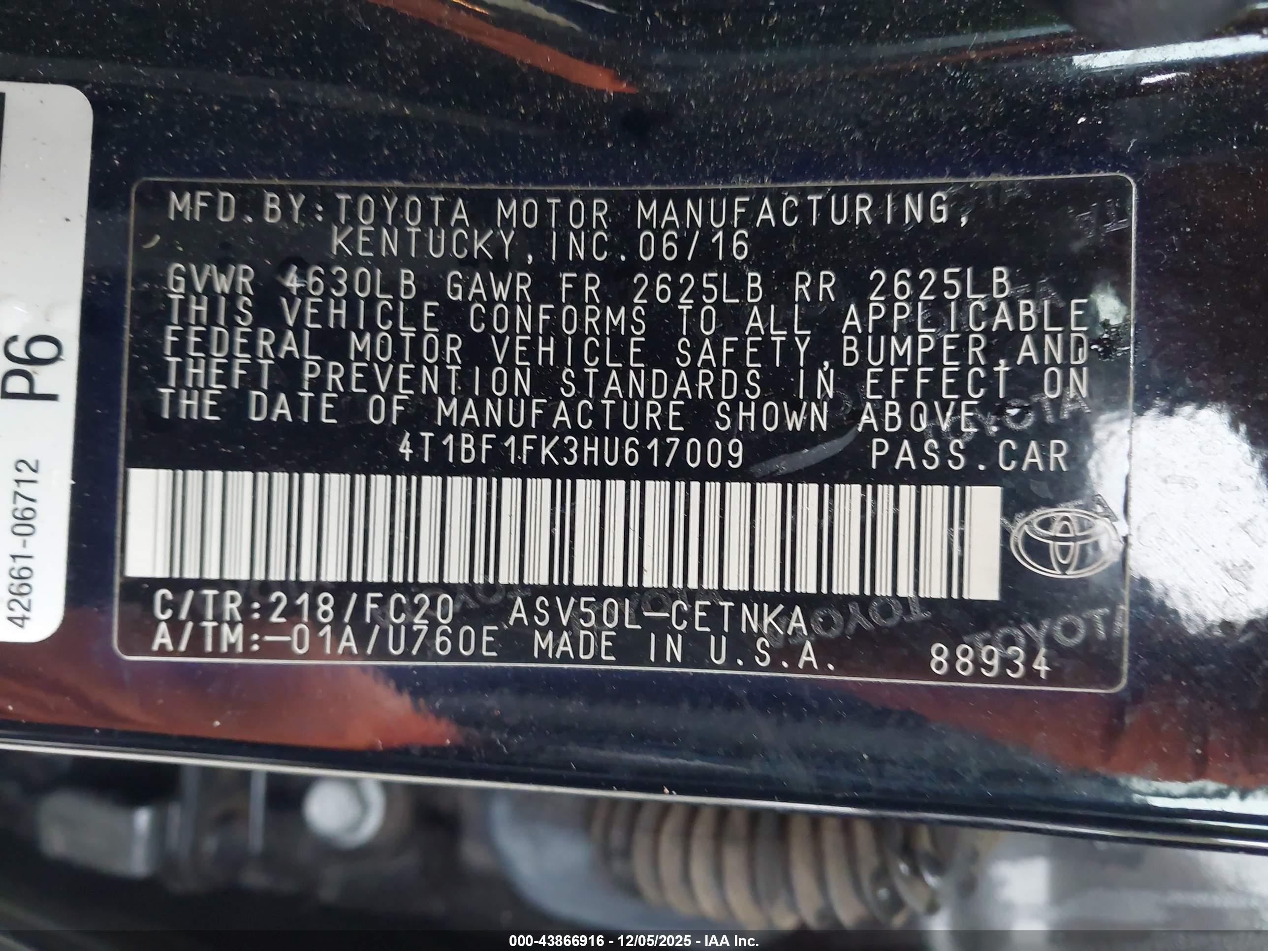 TOYOTA CAMRY image 9
