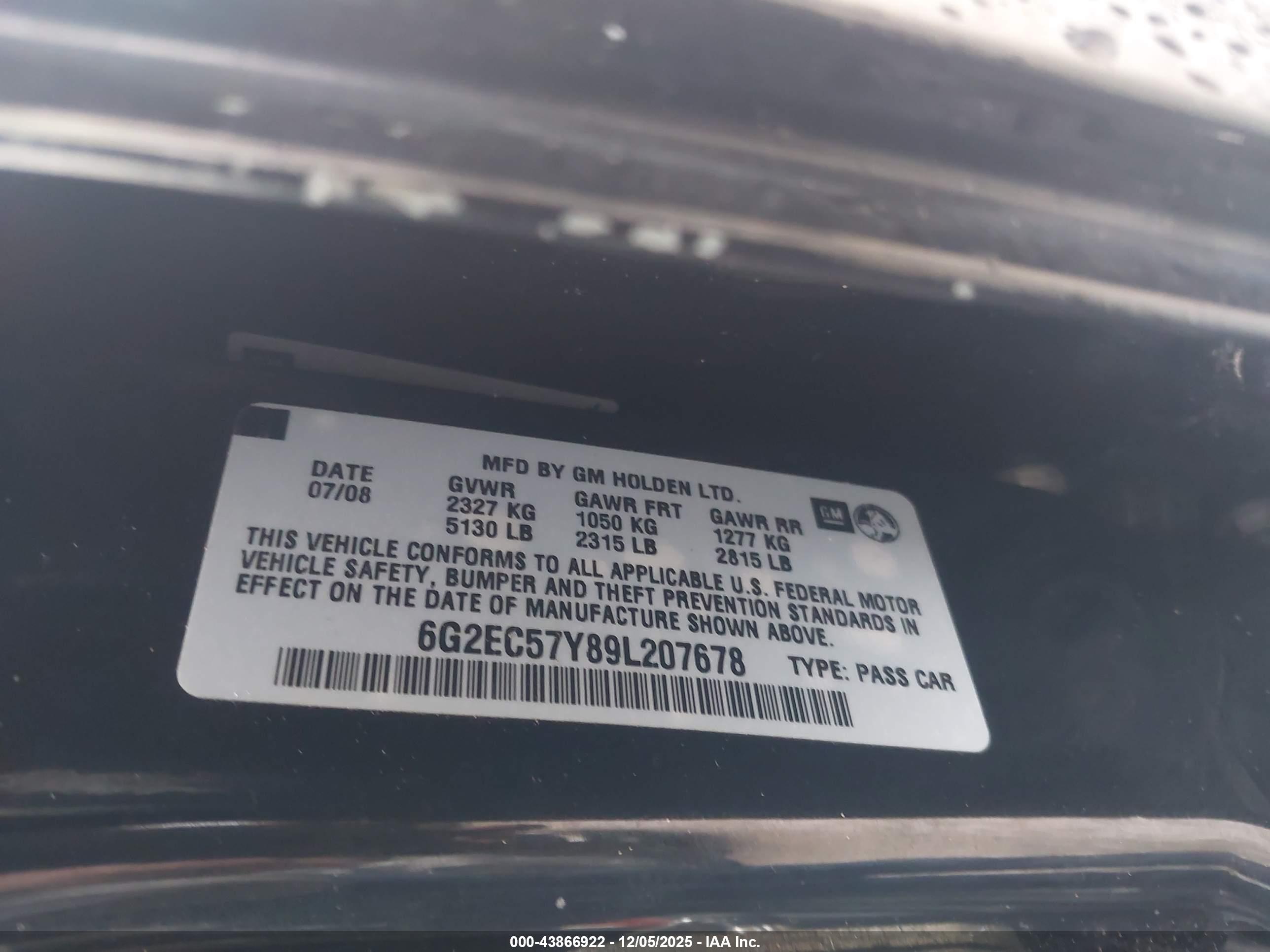 PONTIAC G8 image 9