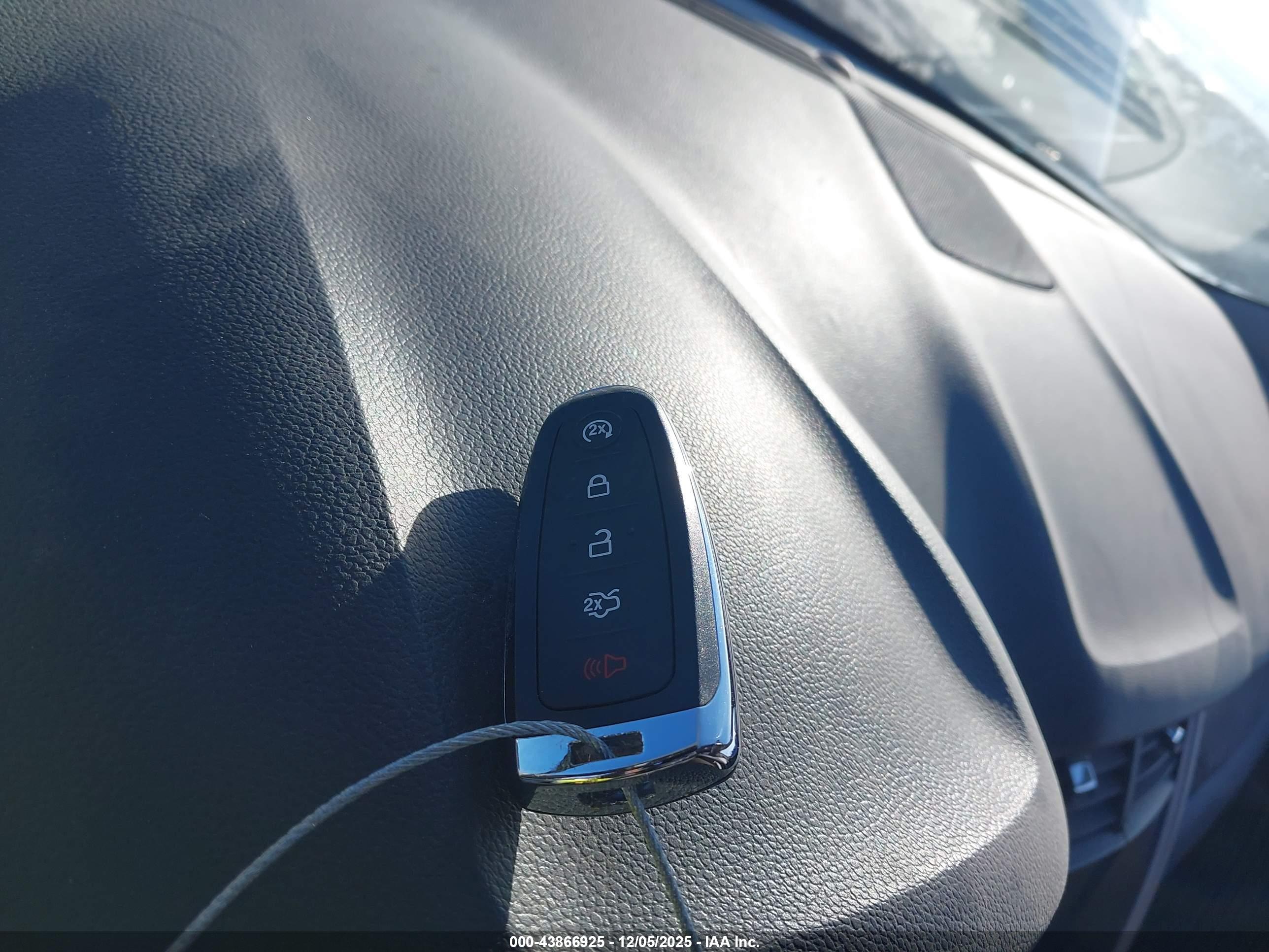 FORD EDGE image 11
