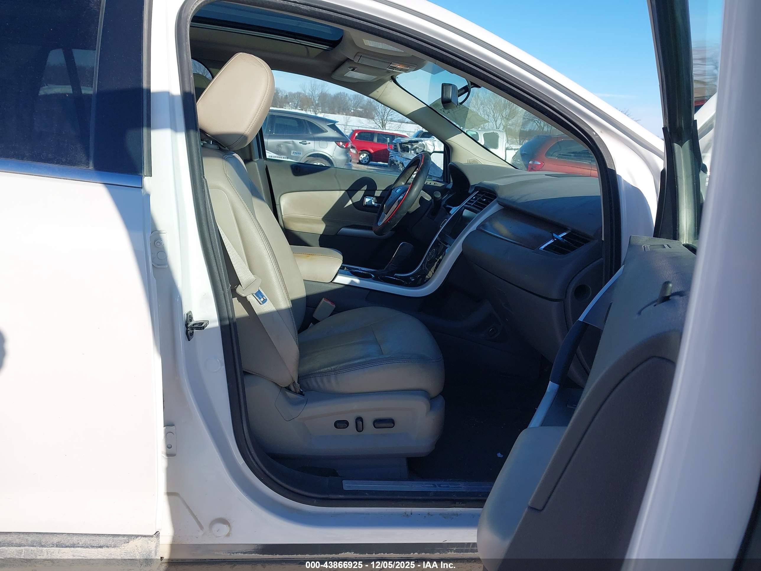 FORD EDGE image 5