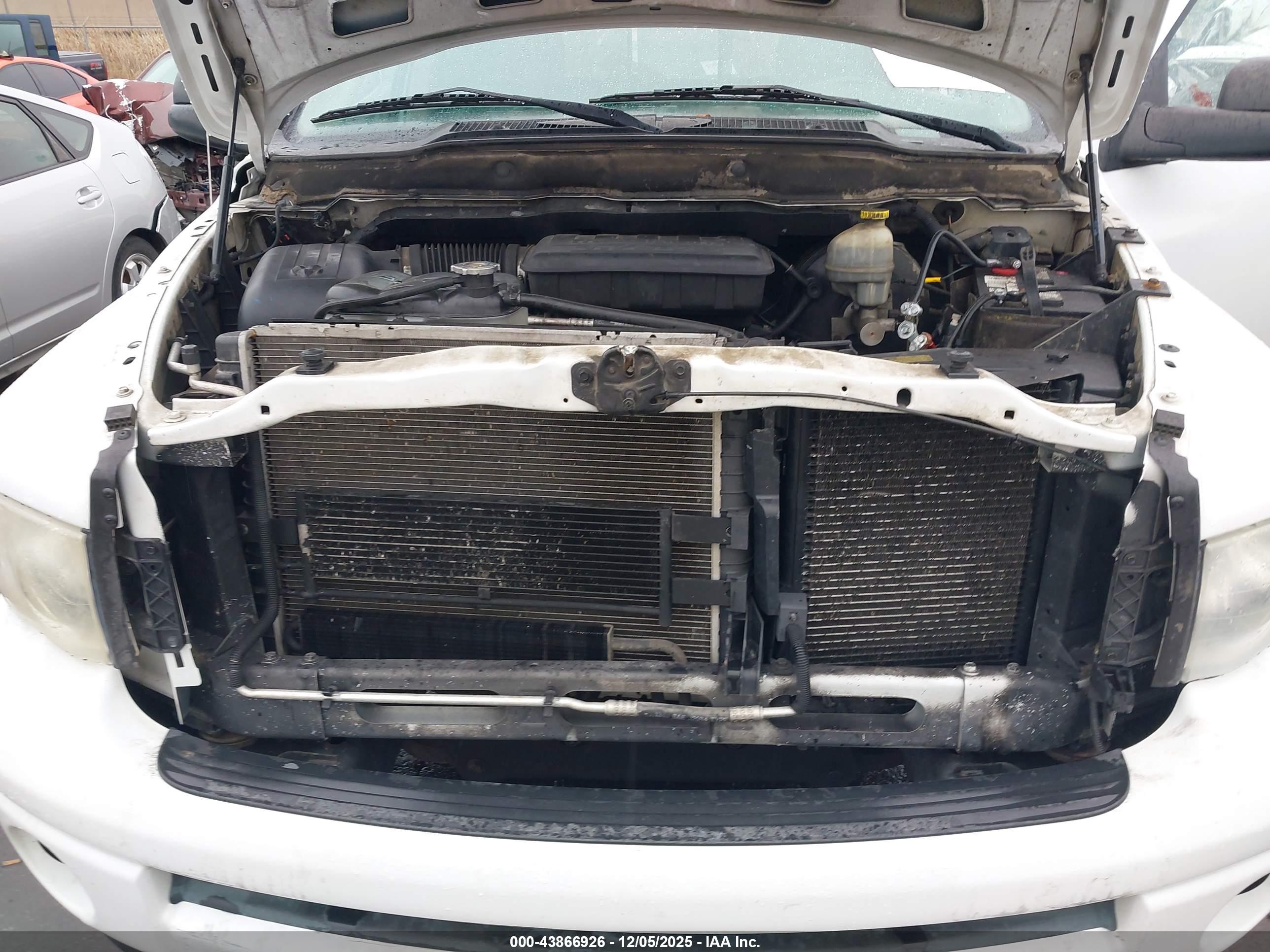 DODGE RAM image 10
