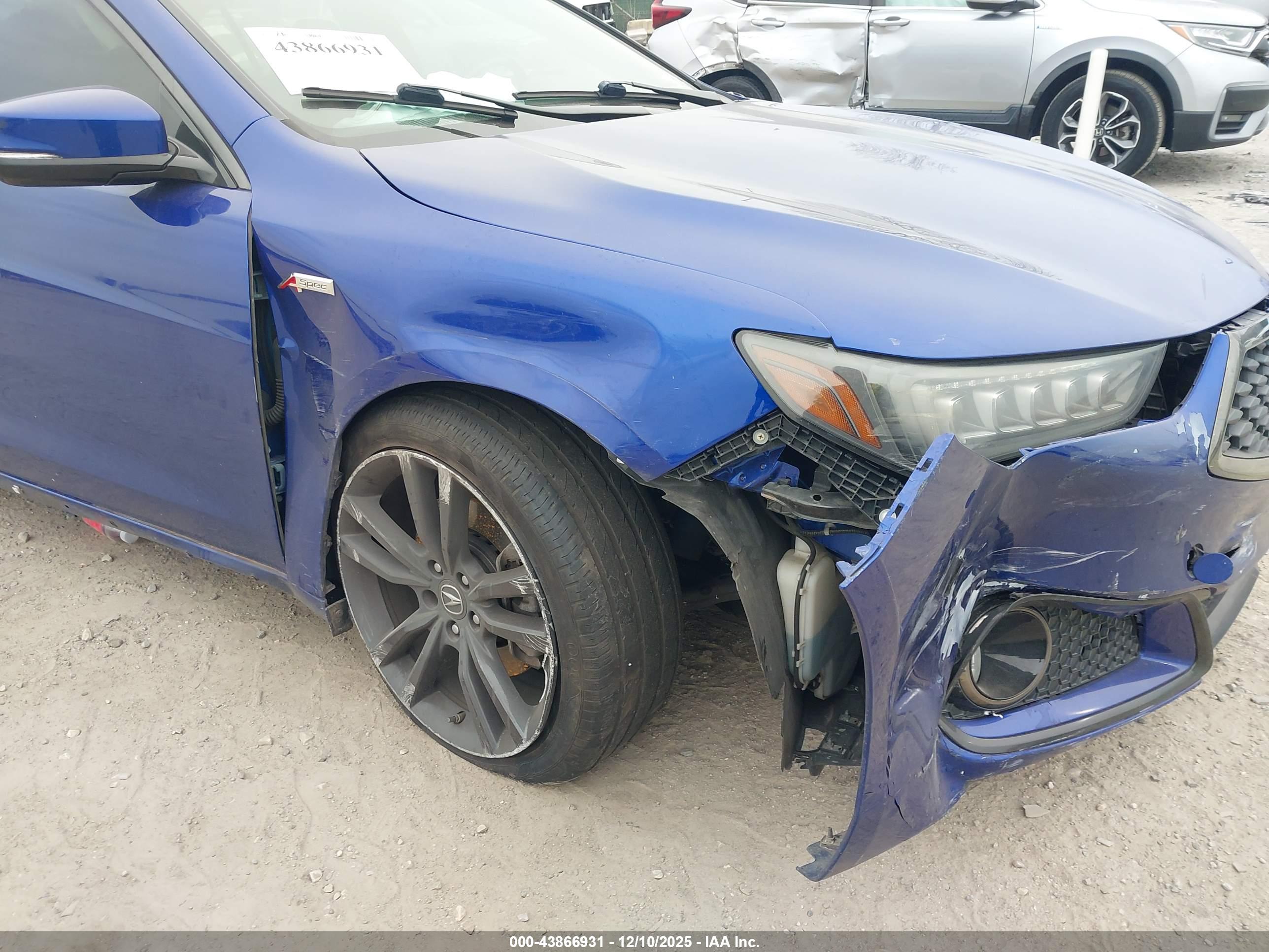ACURA TLX image 6