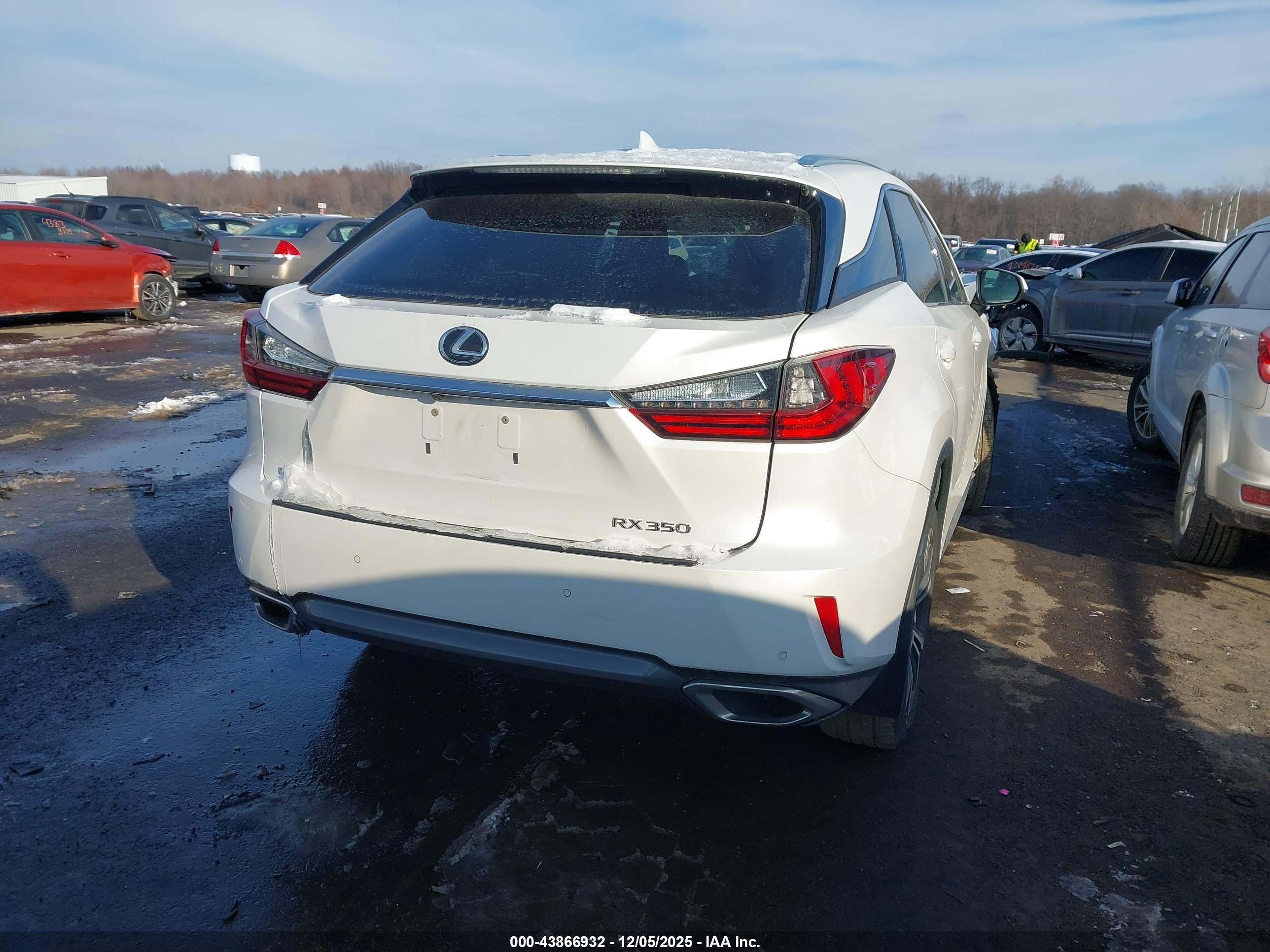 LEXUS RX image 4