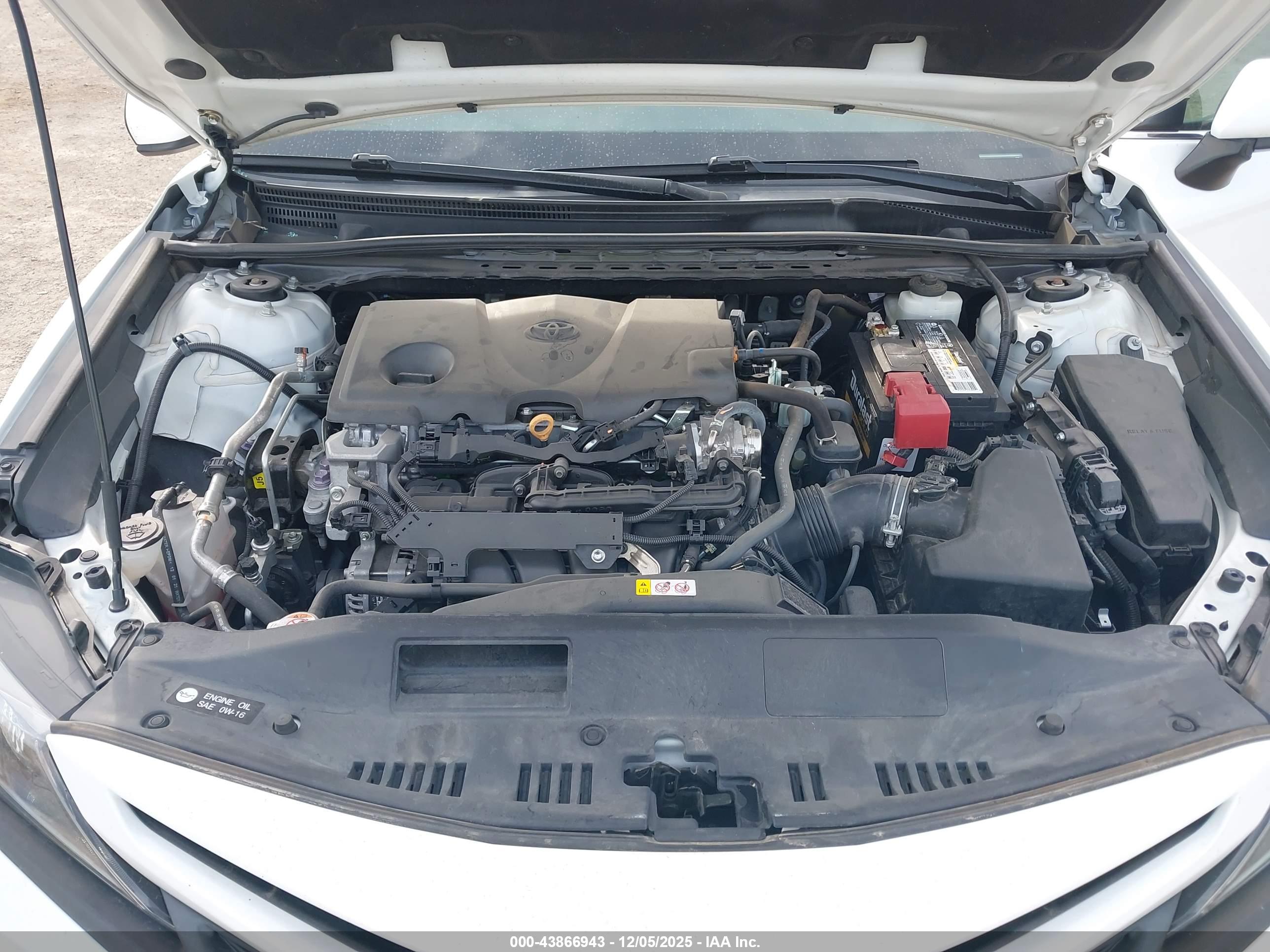 TOYOTA CAMRY image 10