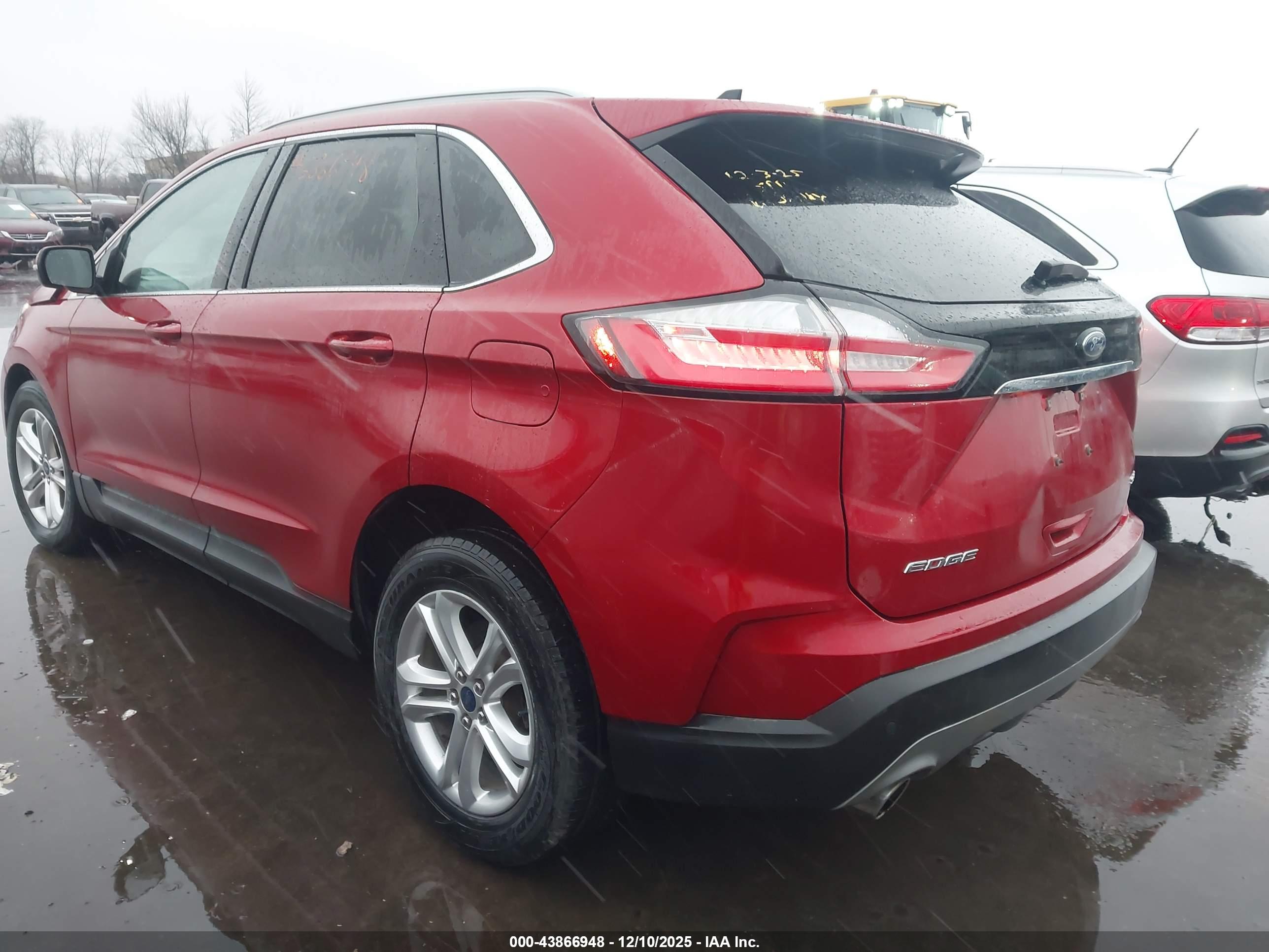 FORD EDGE image 3
