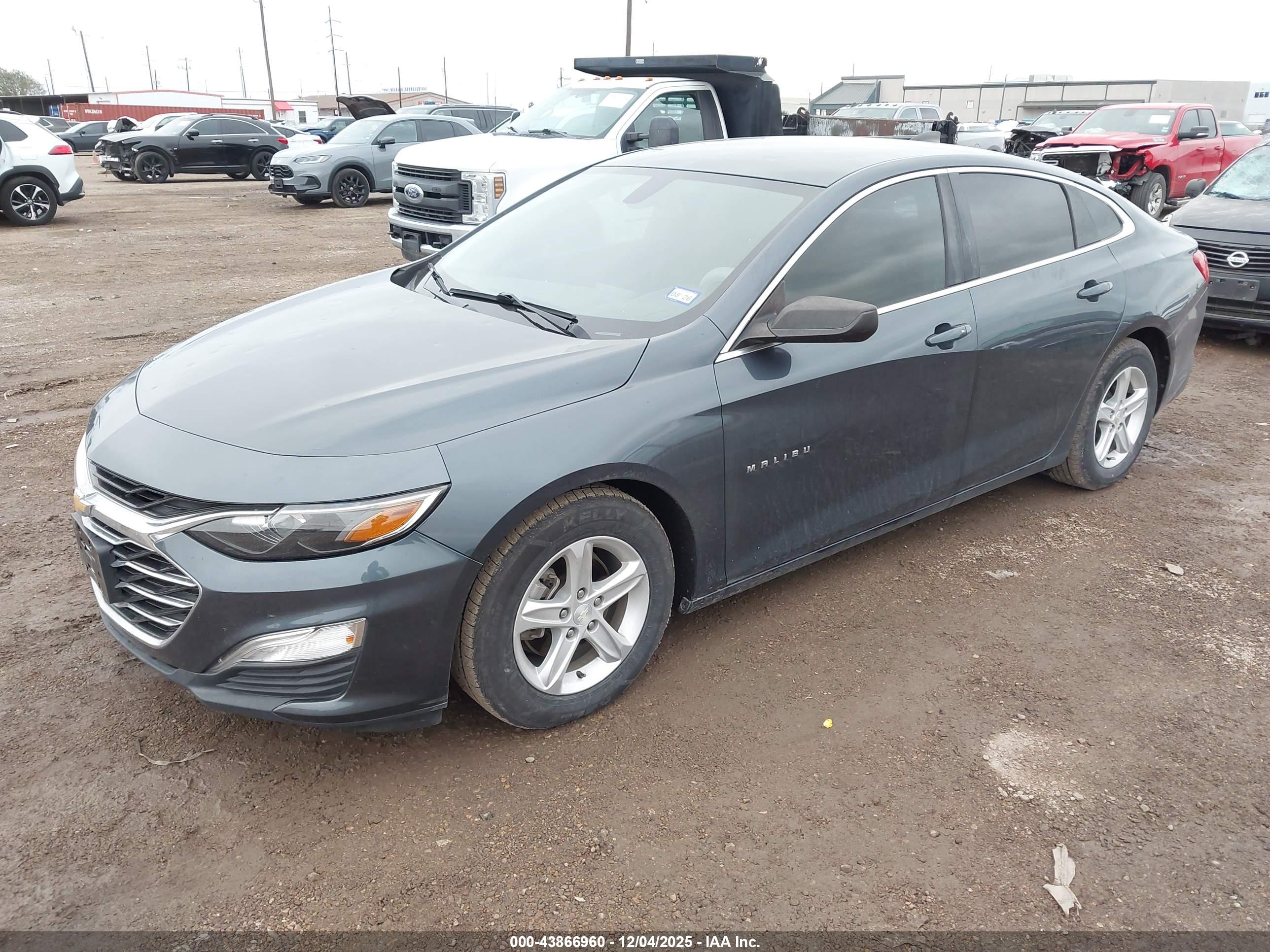 CHEVROLET MALIBU image 2