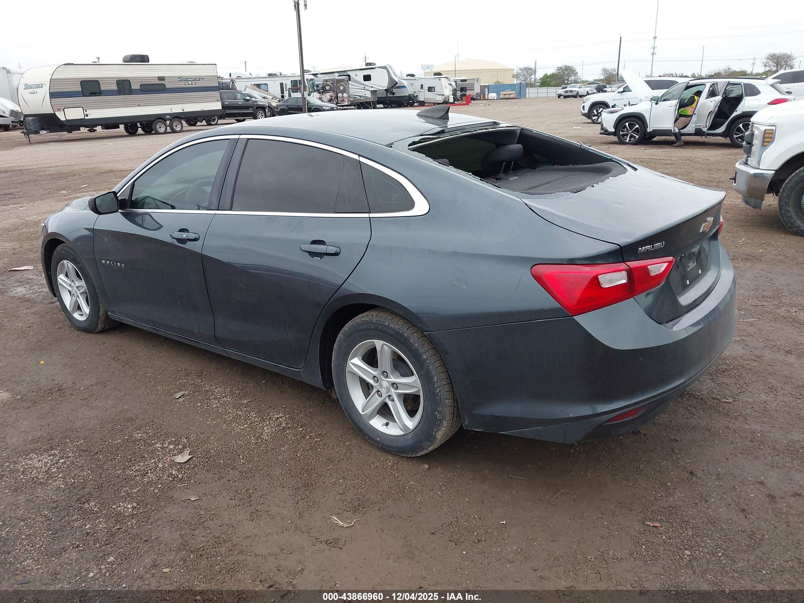 CHEVROLET MALIBU image 3