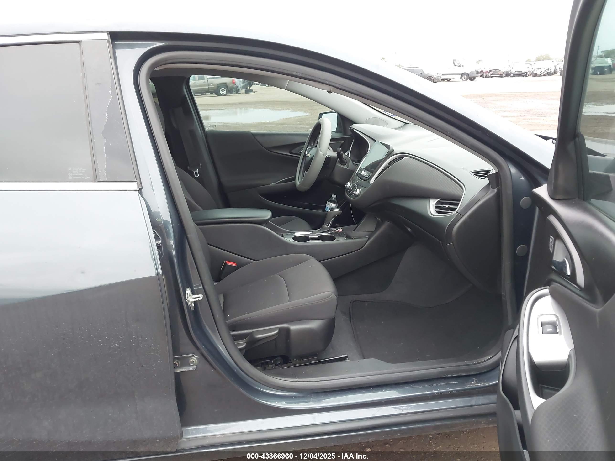 CHEVROLET MALIBU image 5