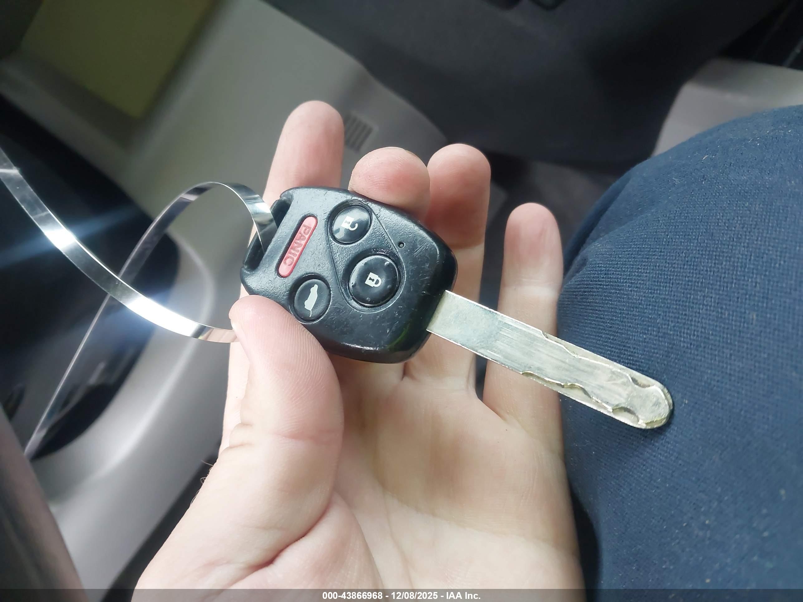 HONDA PILOT image 11