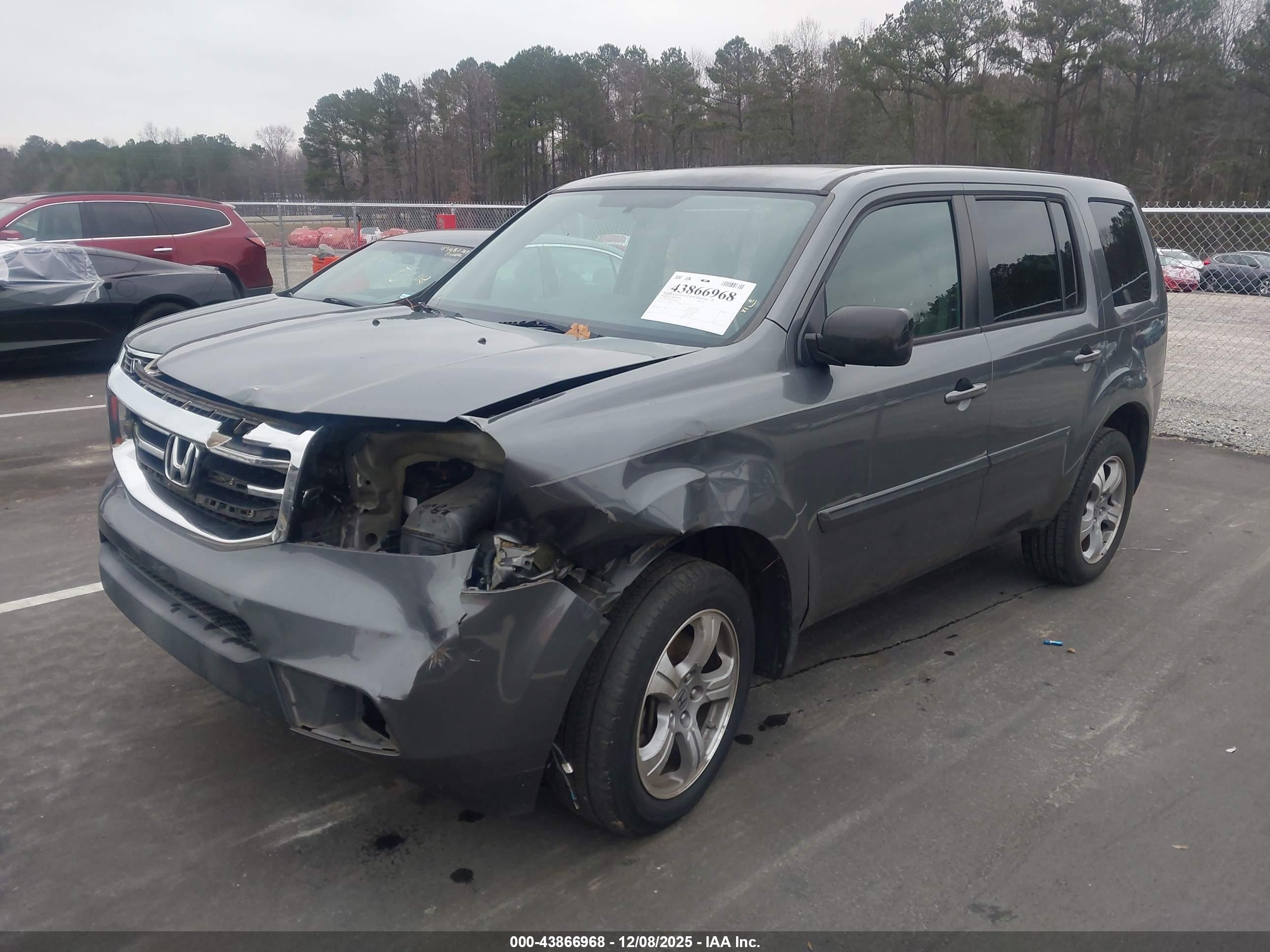 HONDA PILOT image 2