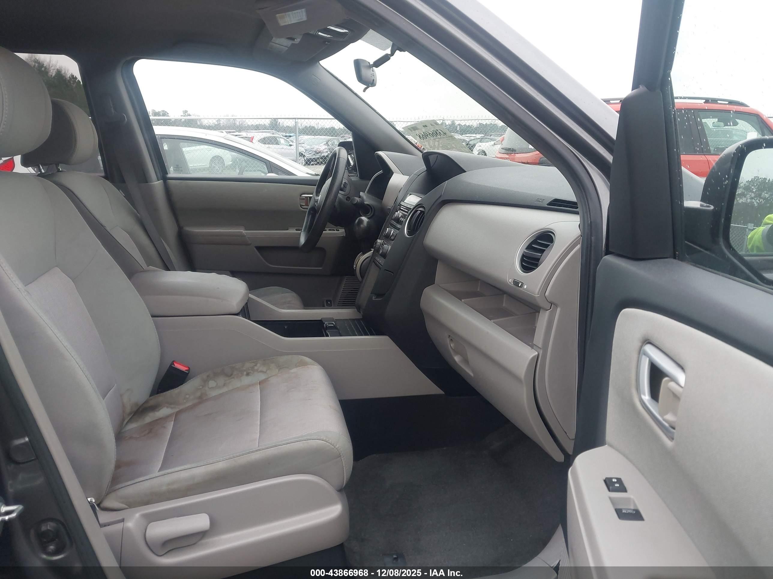 HONDA PILOT image 5