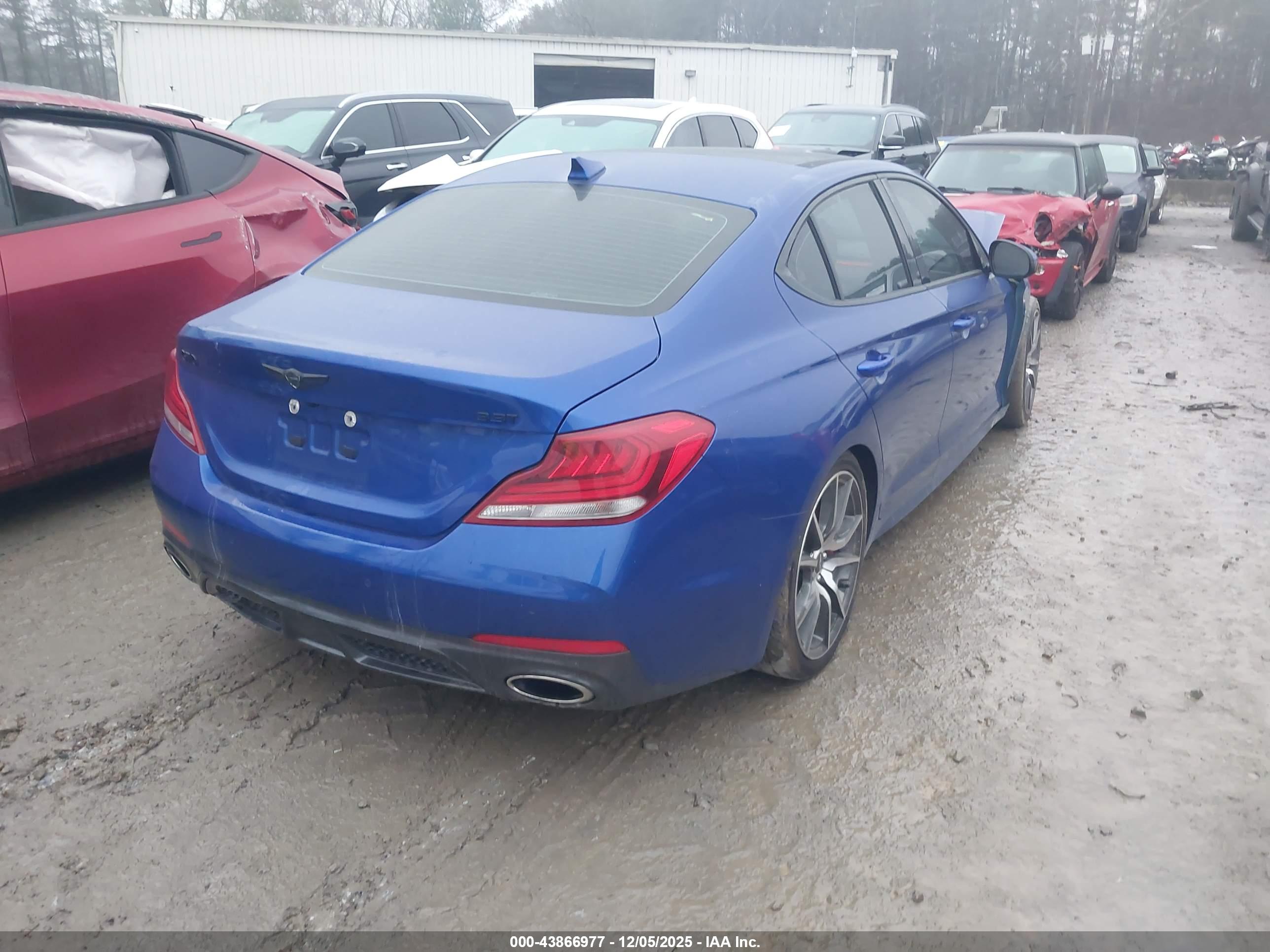 GENESIS G70 image 4