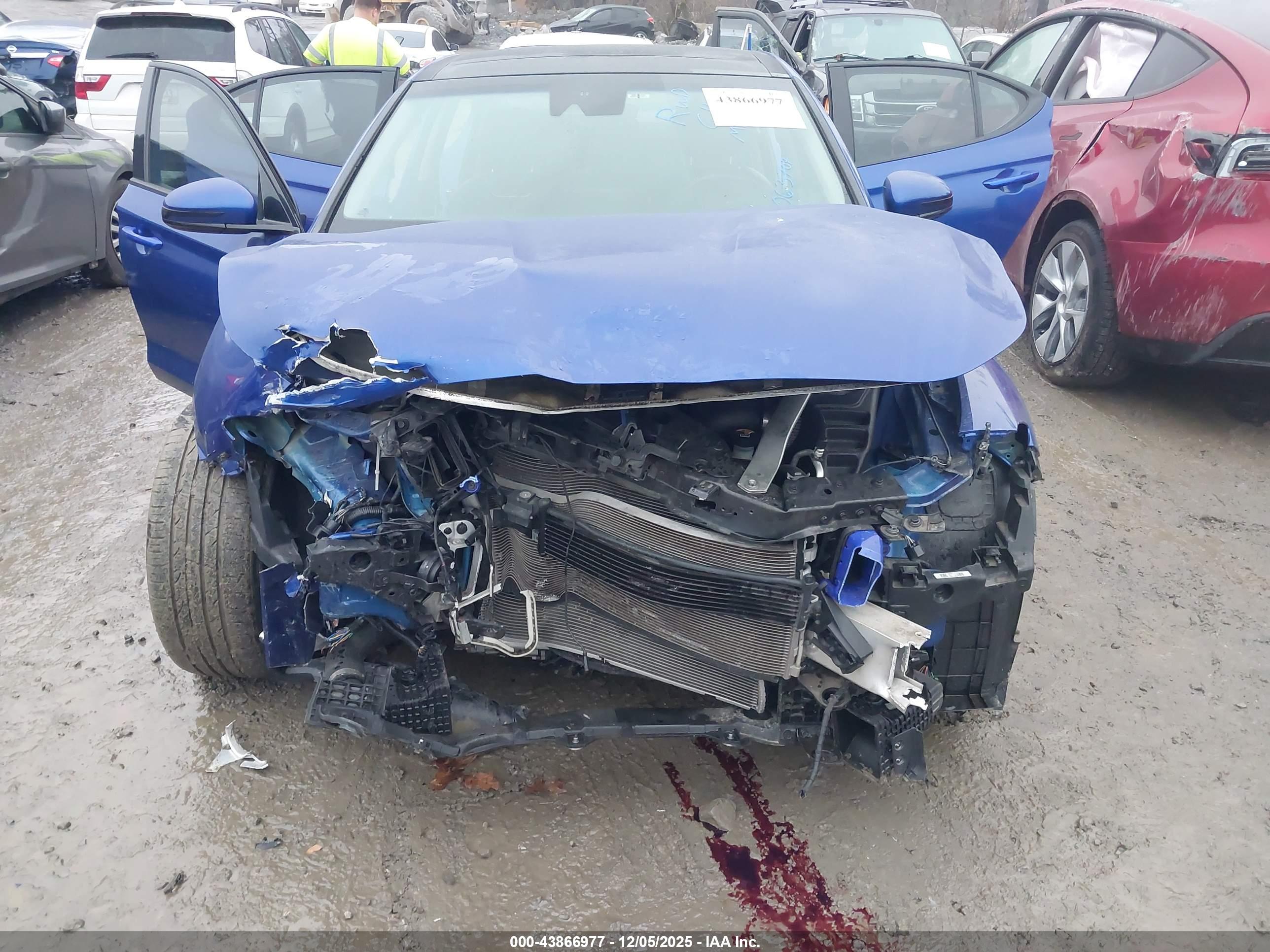 GENESIS G70 image 6