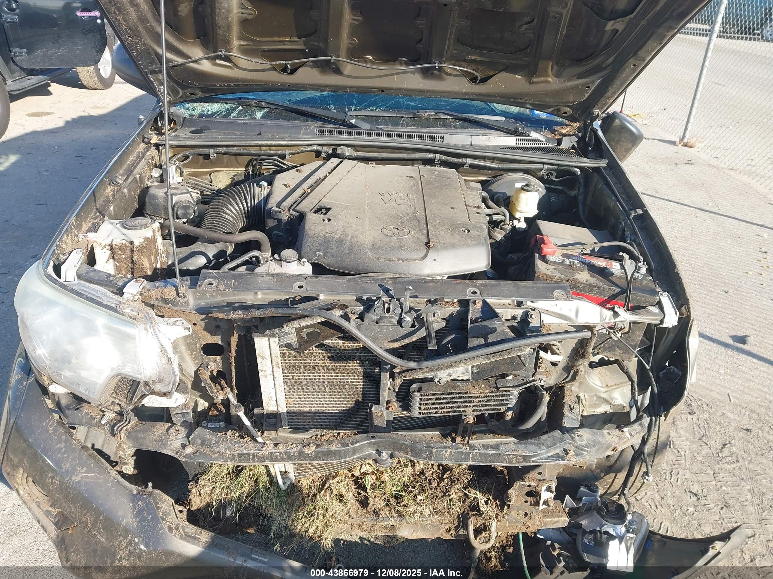 TOYOTA TACOMA image 10