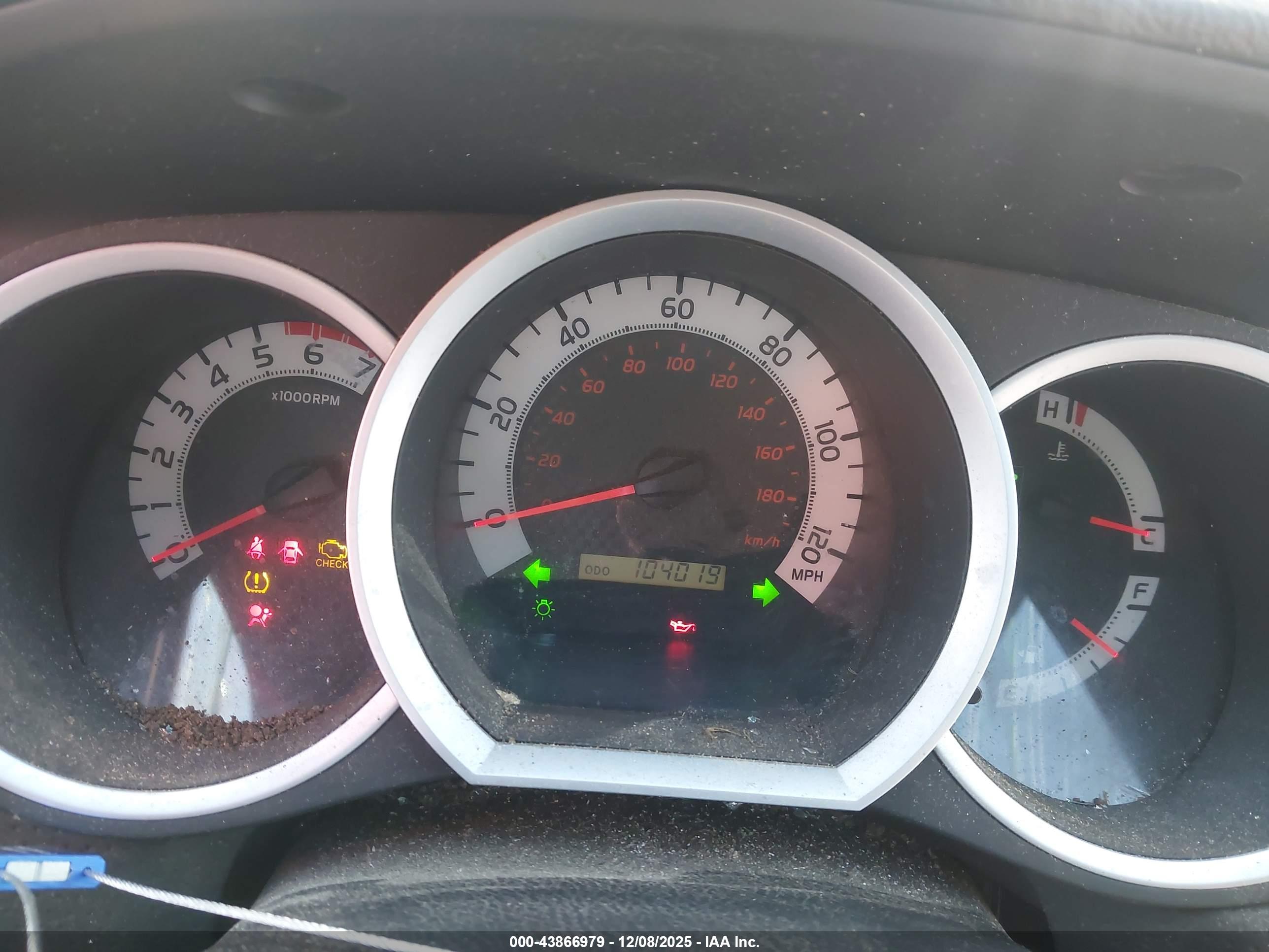 TOYOTA TACOMA image 7