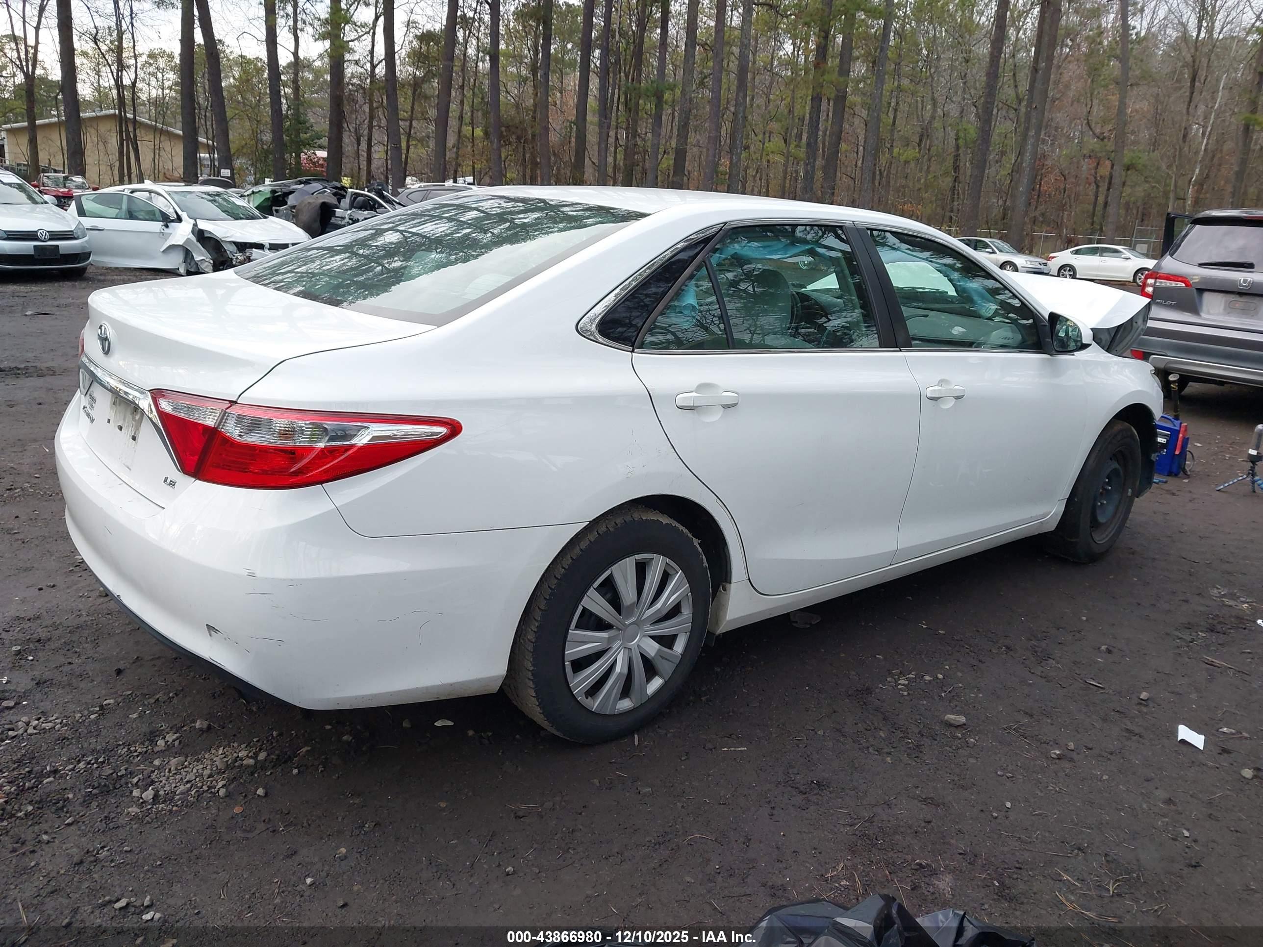 TOYOTA CAMRY image 4