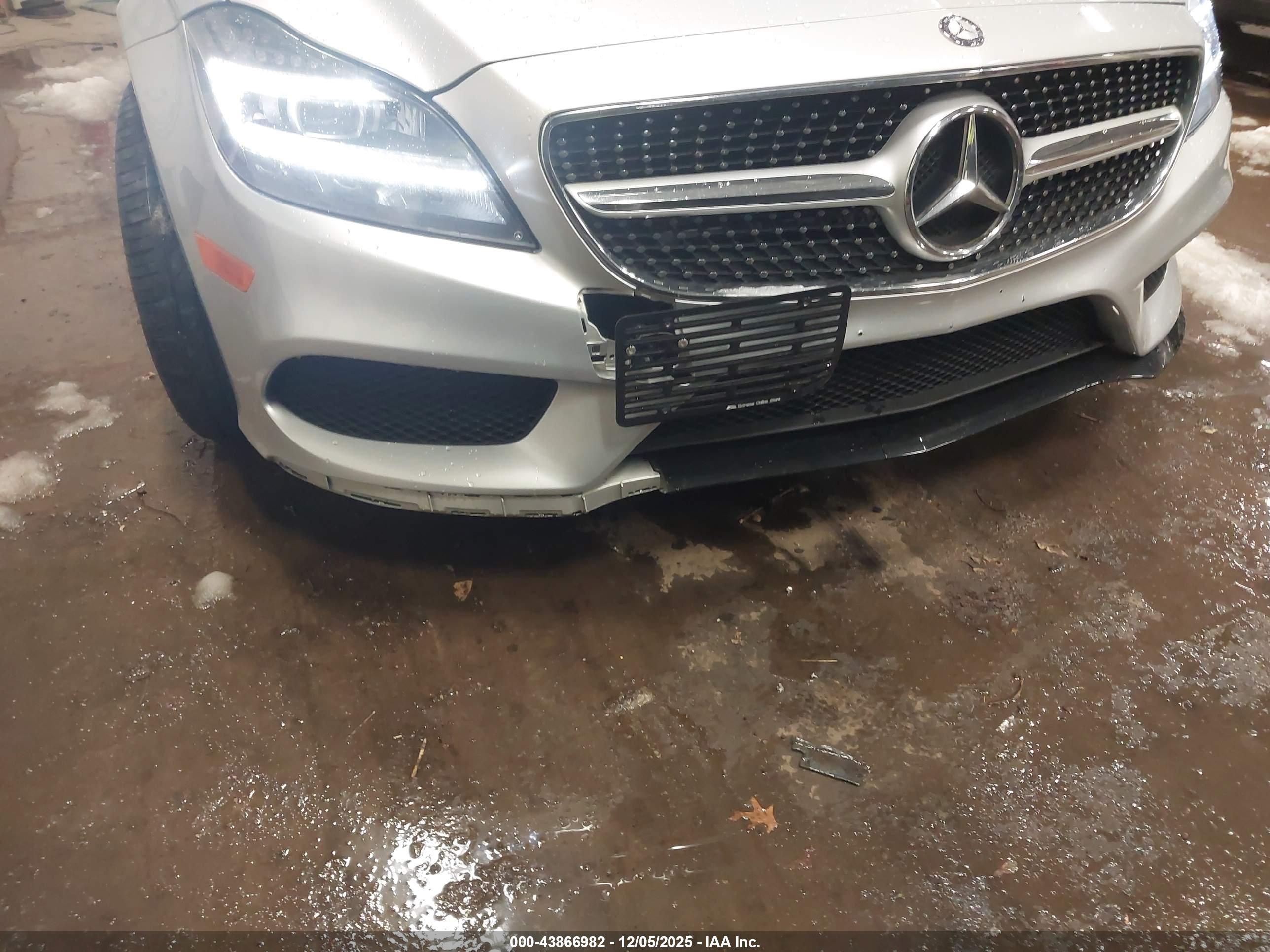 MERCEDES-BENZ CLS image 6