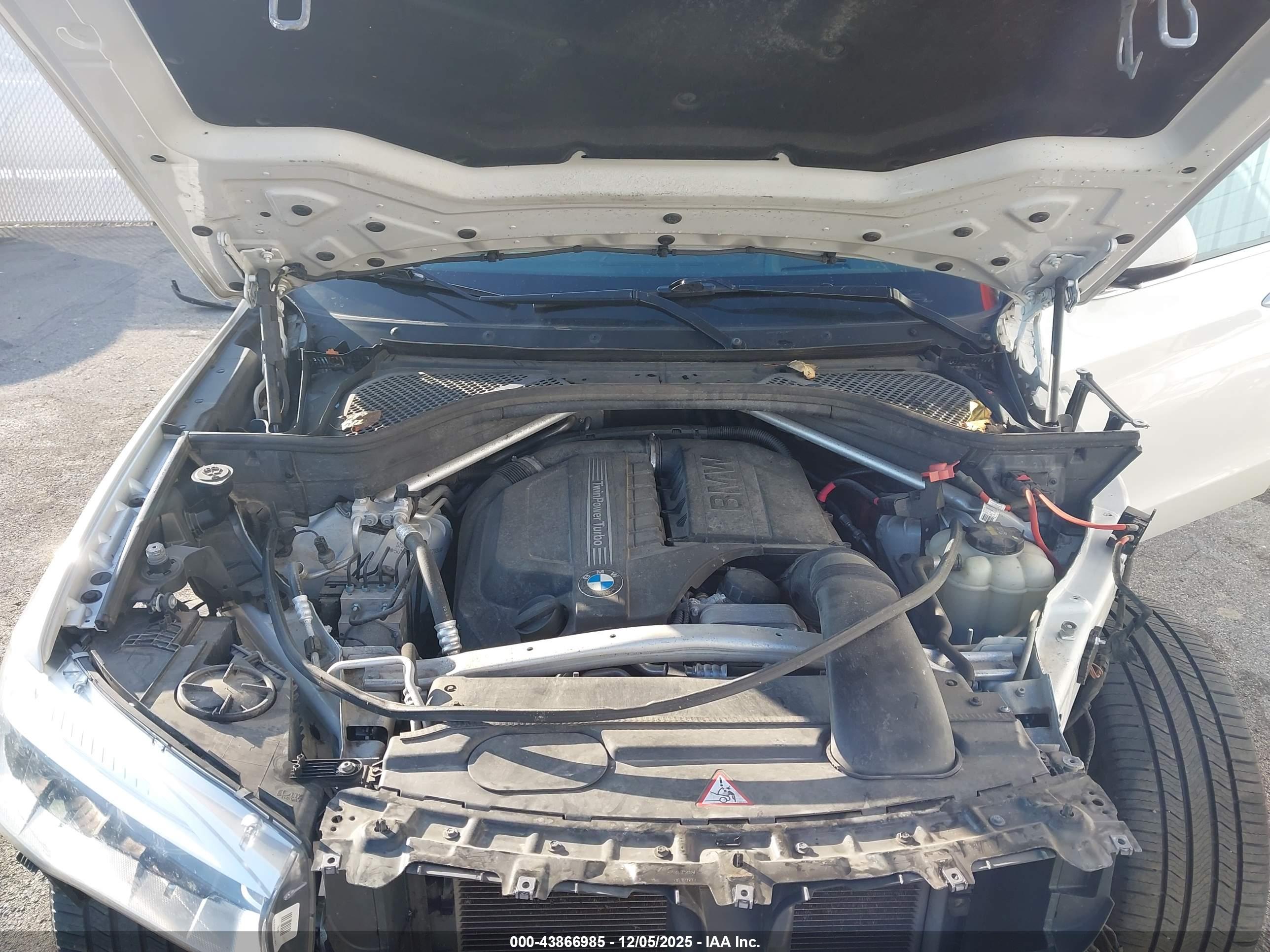 BMW X5 image 10