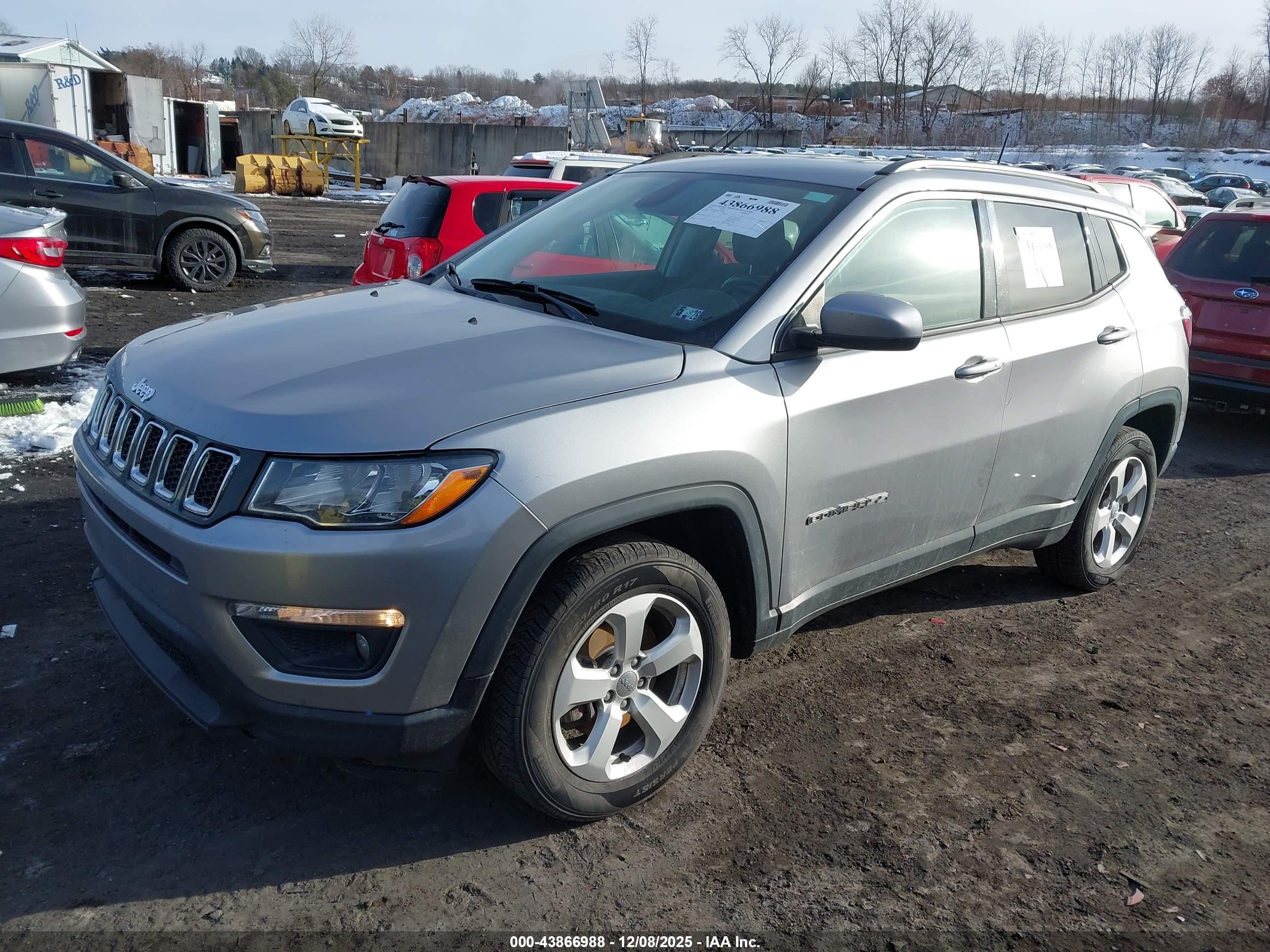 JEEP COMPASS image 2