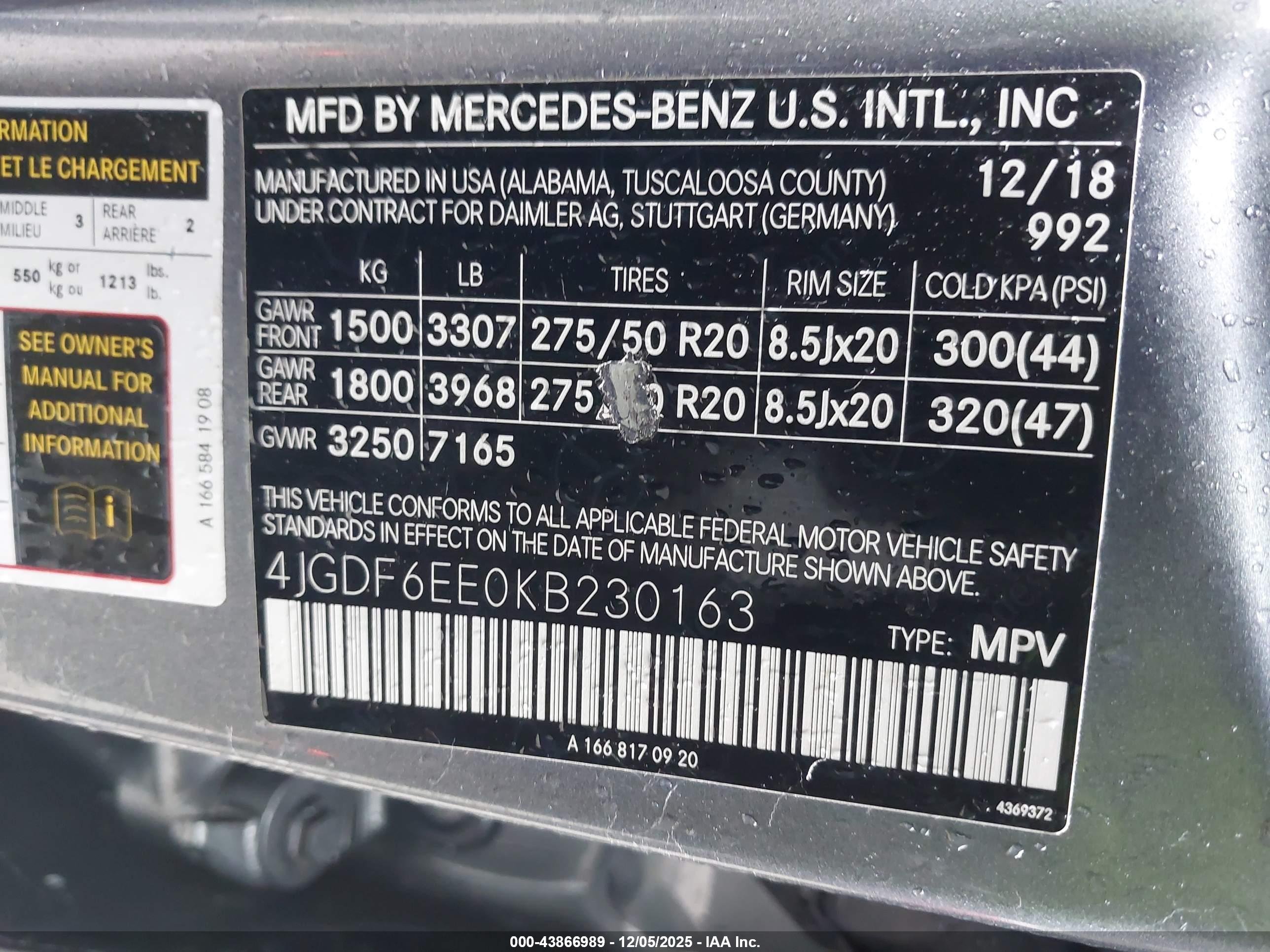 MERCEDES-BENZ GLS image 9