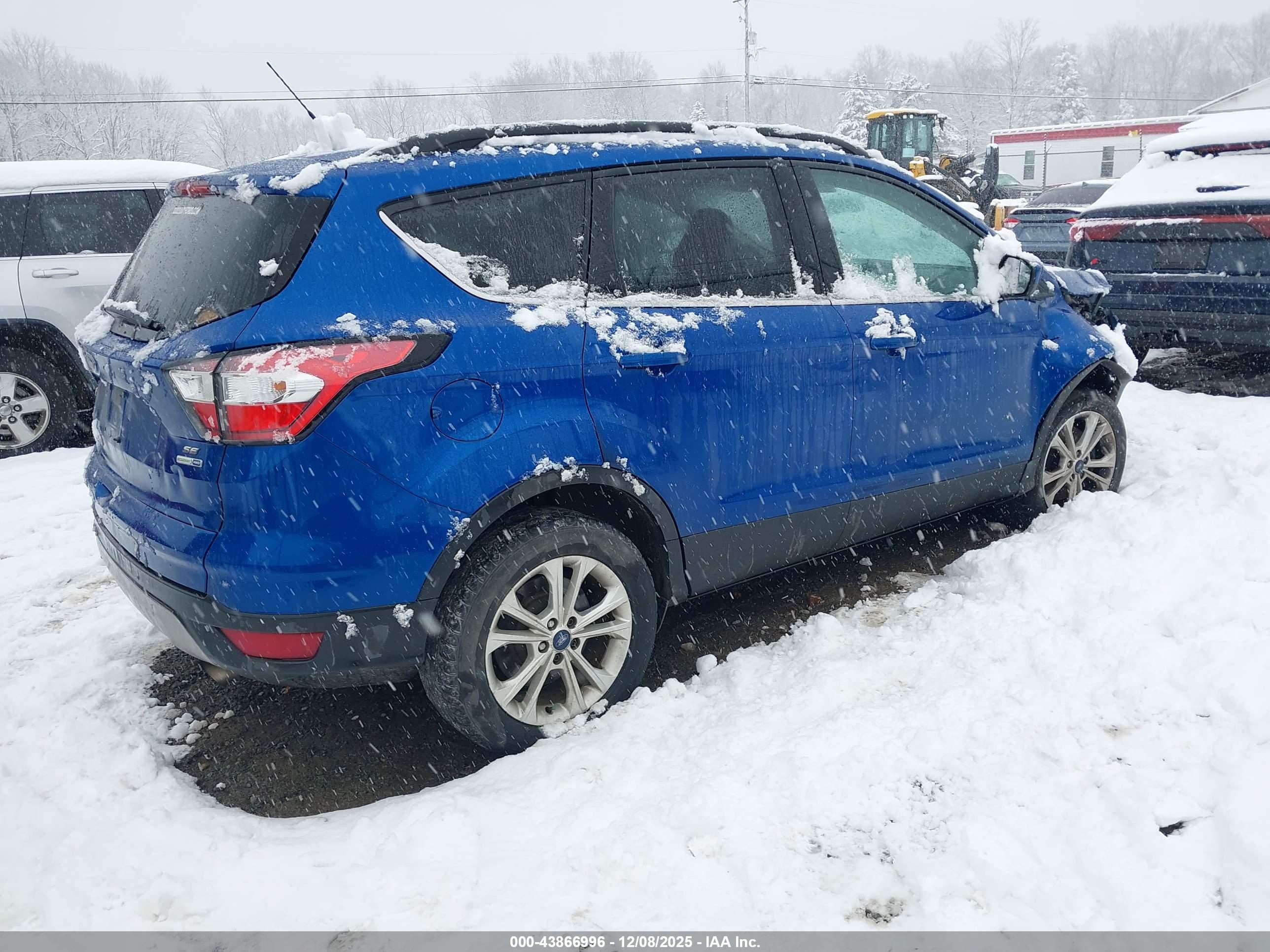 FORD ESCAPE image 4