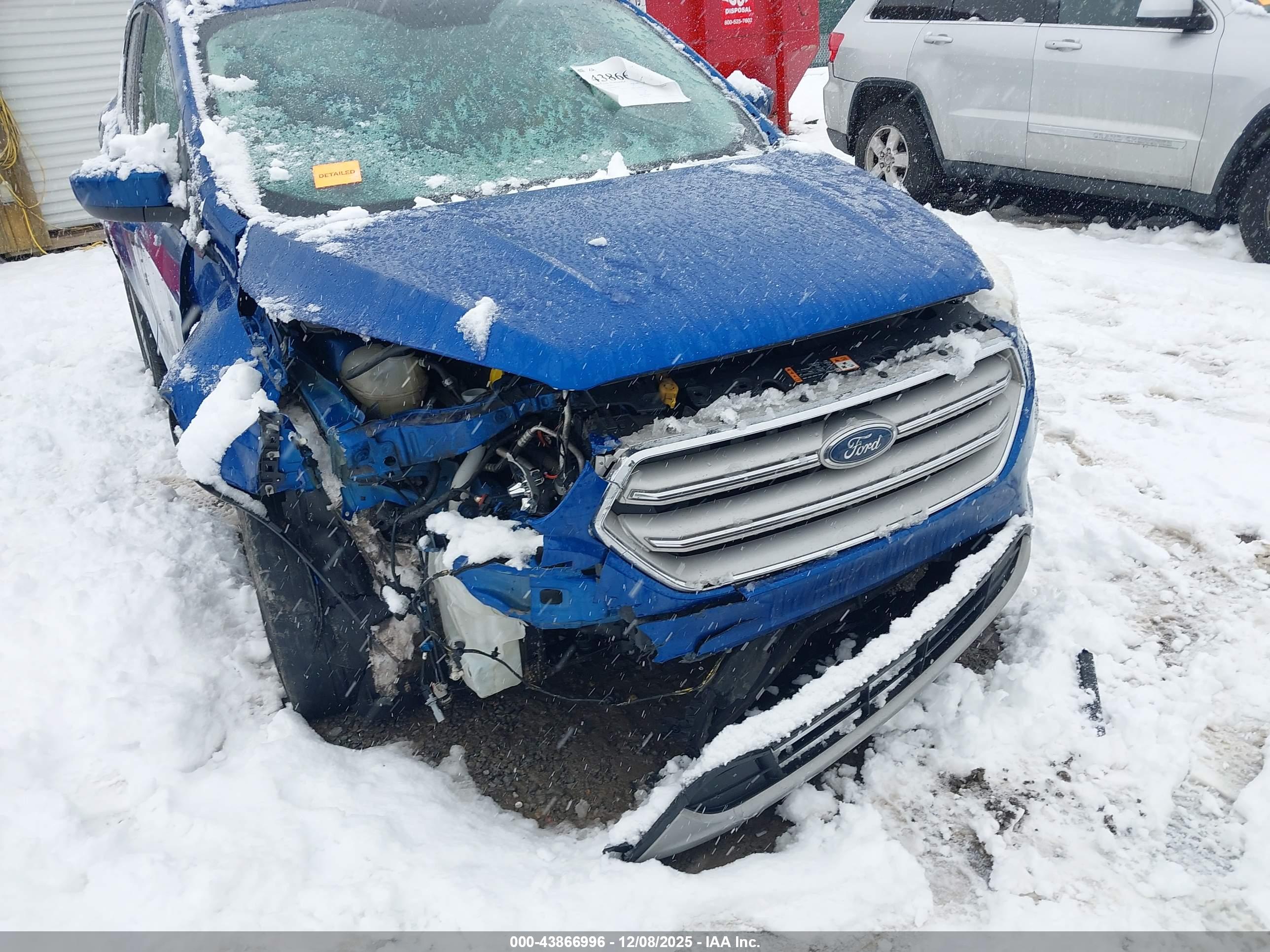 FORD ESCAPE image 6