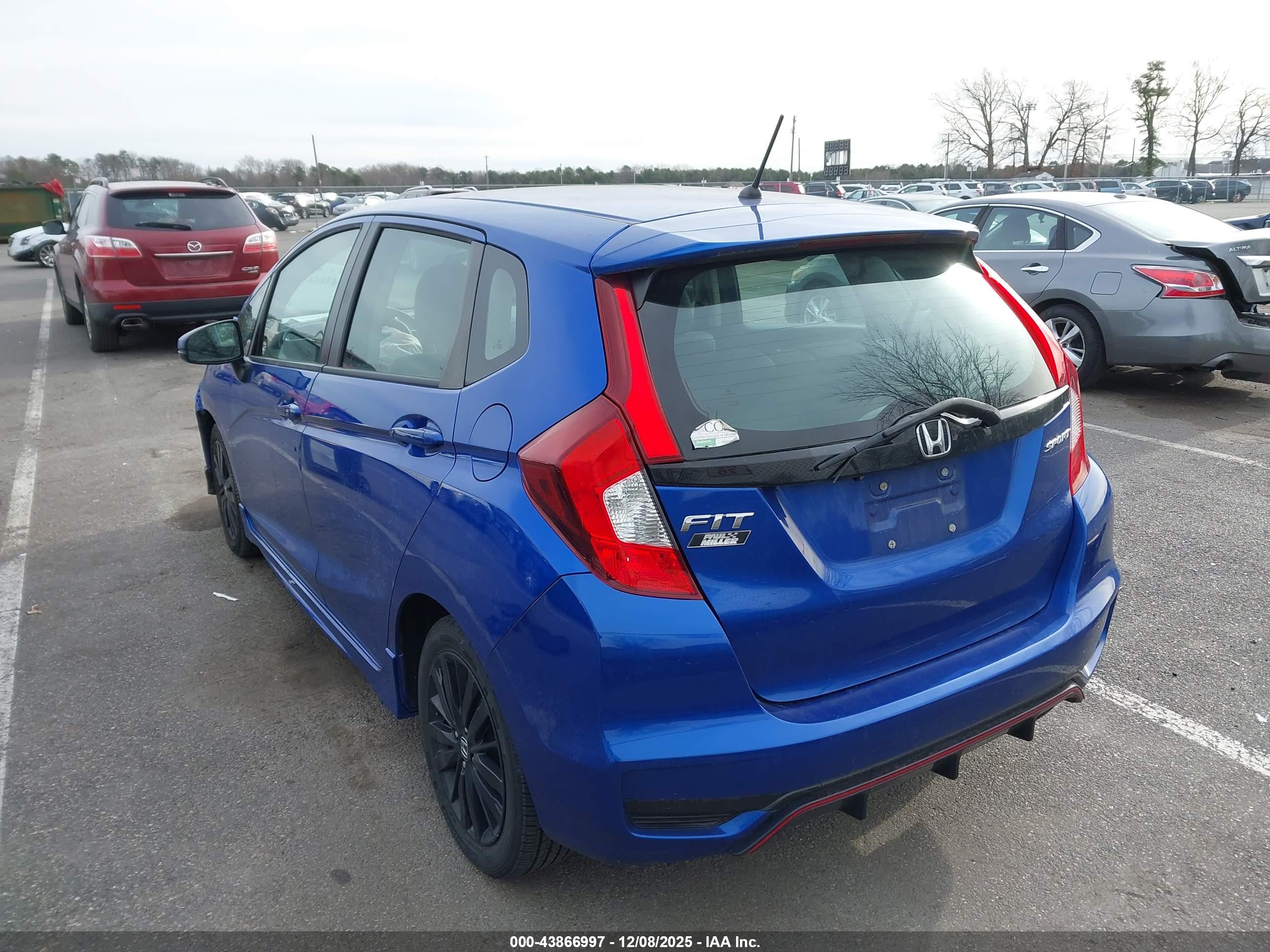 HONDA FIT image 3