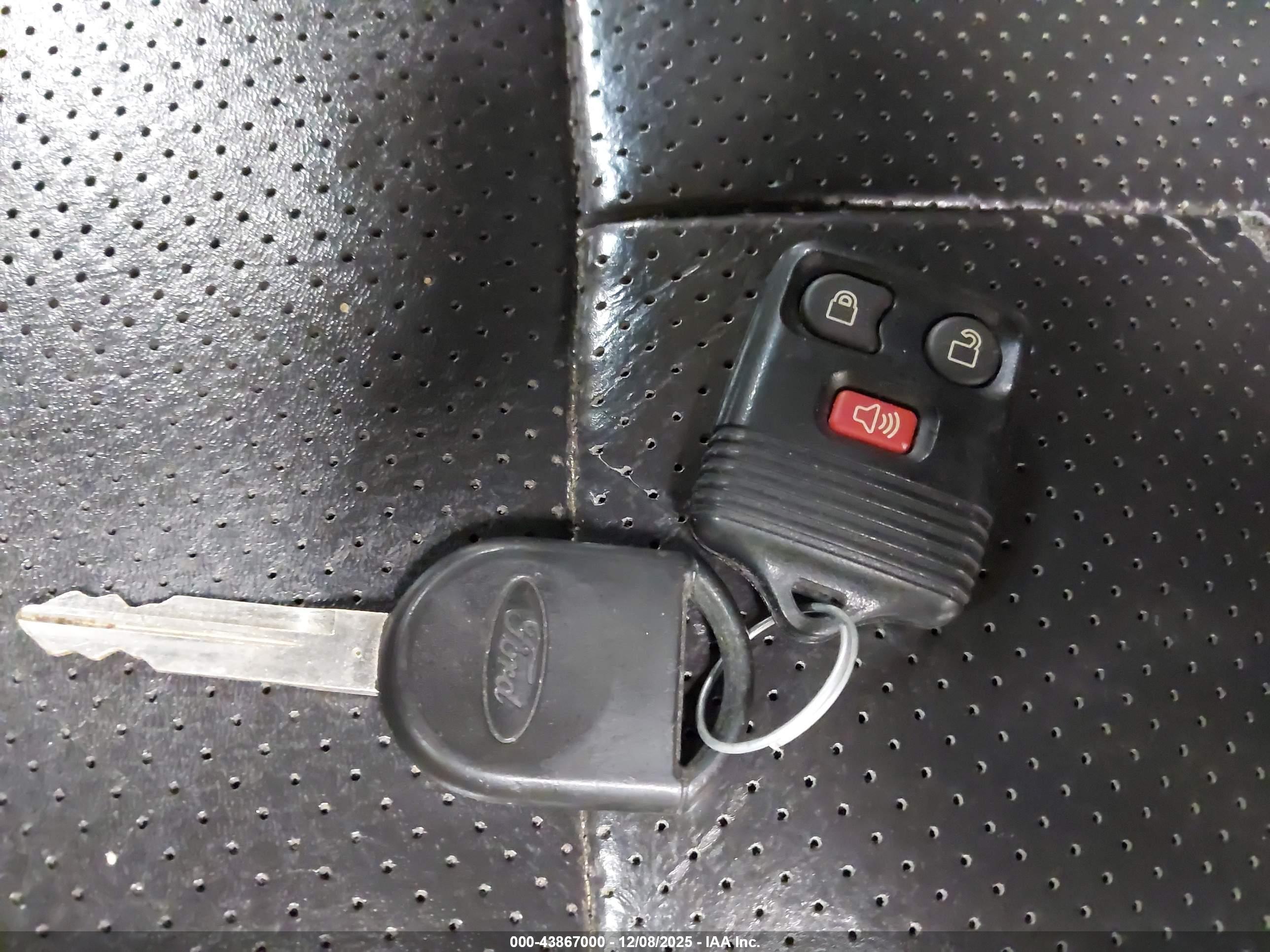 FORD F-150 image 11