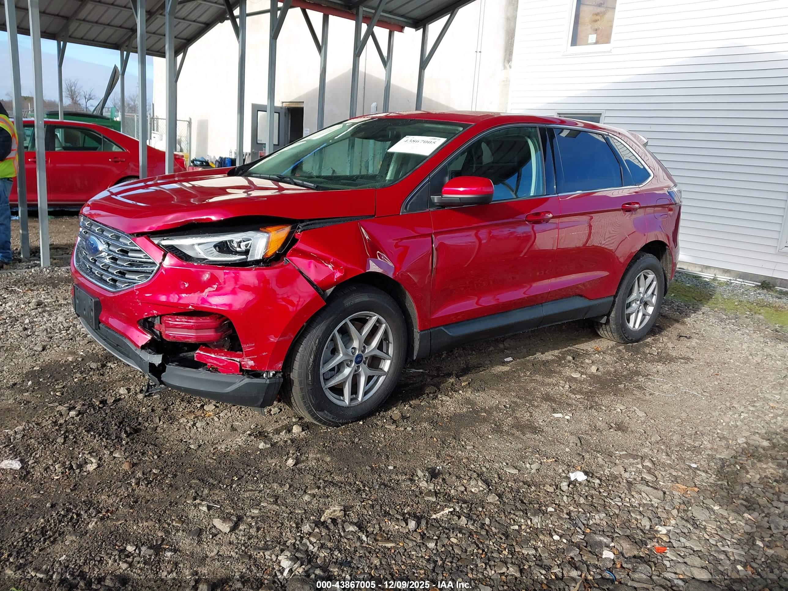 FORD EDGE image 2