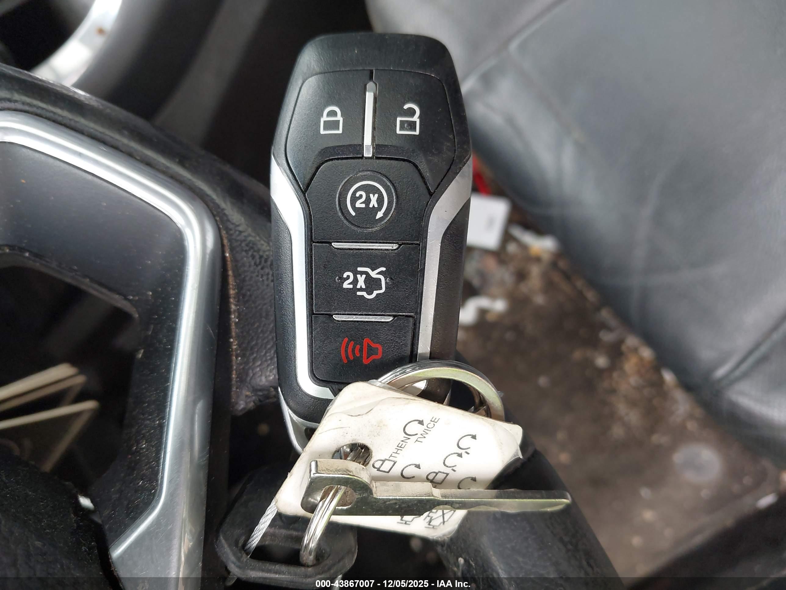 FORD EDGE image 11
