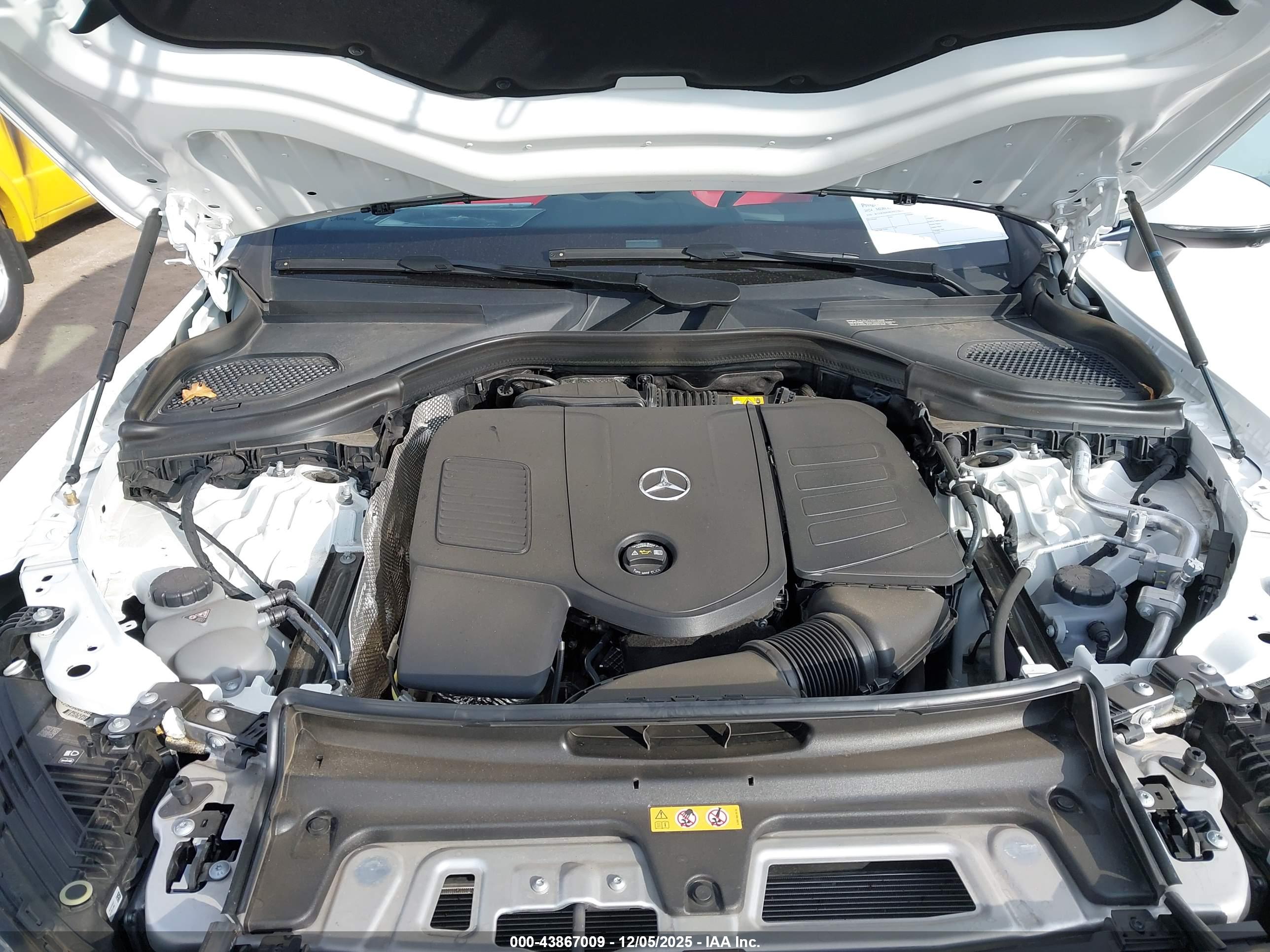 MERCEDES-BENZ GLC image 10
