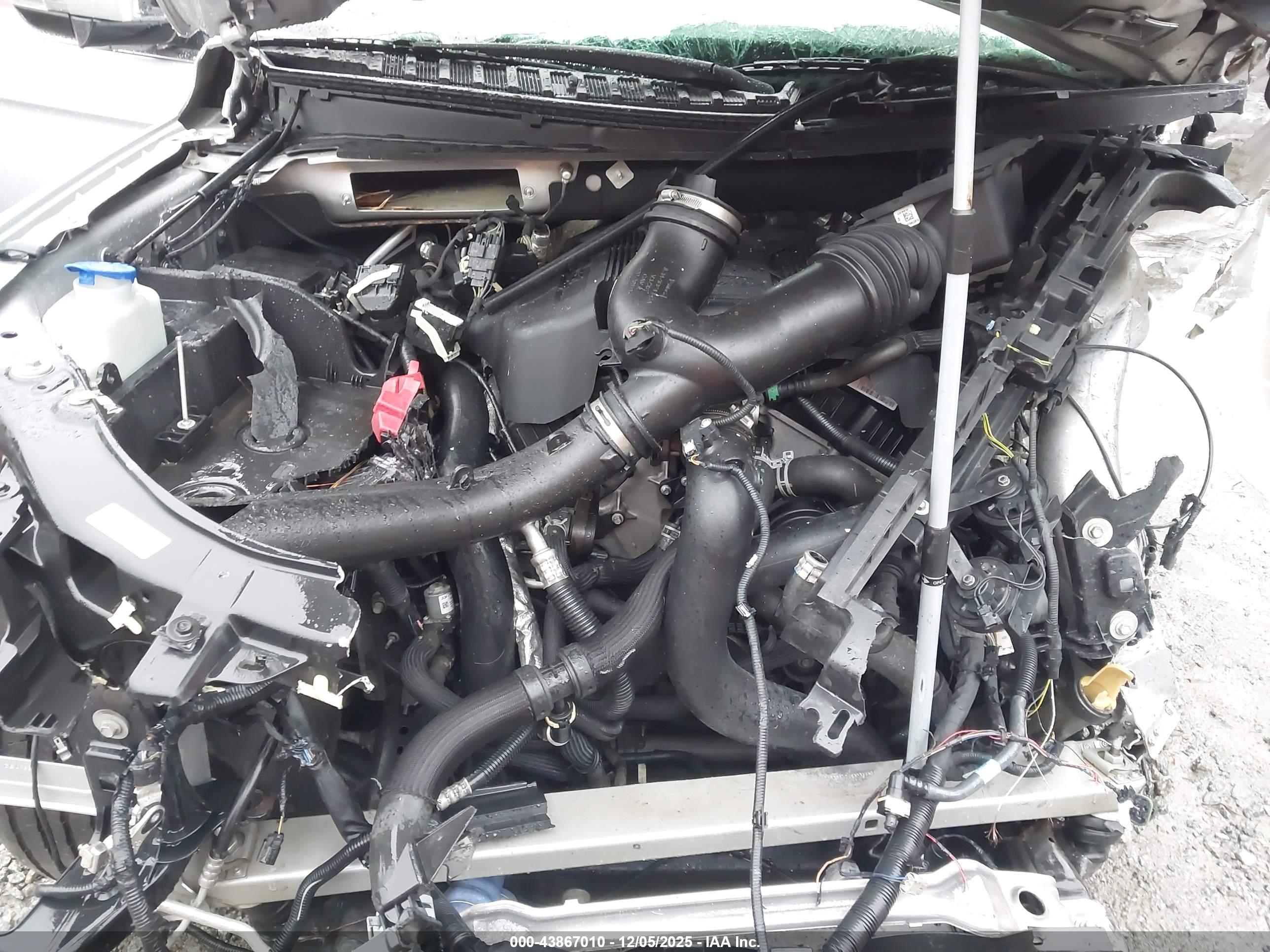 FORD EXPEDITION image 10