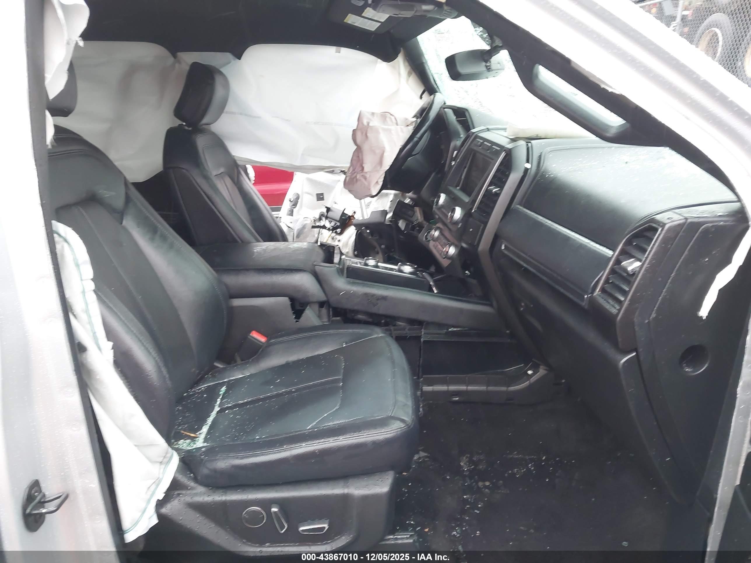 FORD EXPEDITION image 5