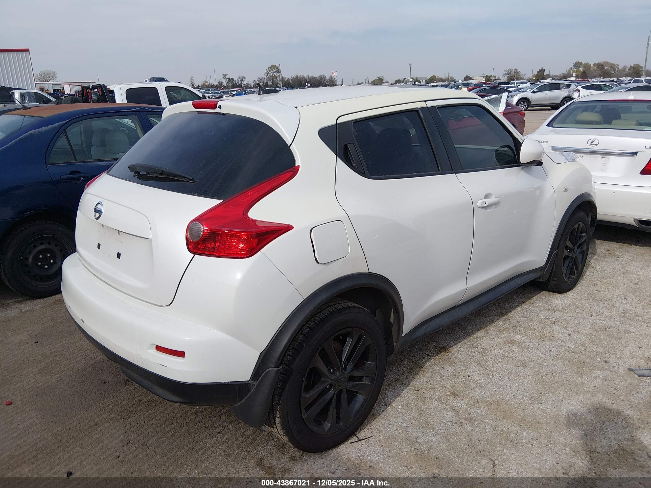 NISSAN JUKE image 4