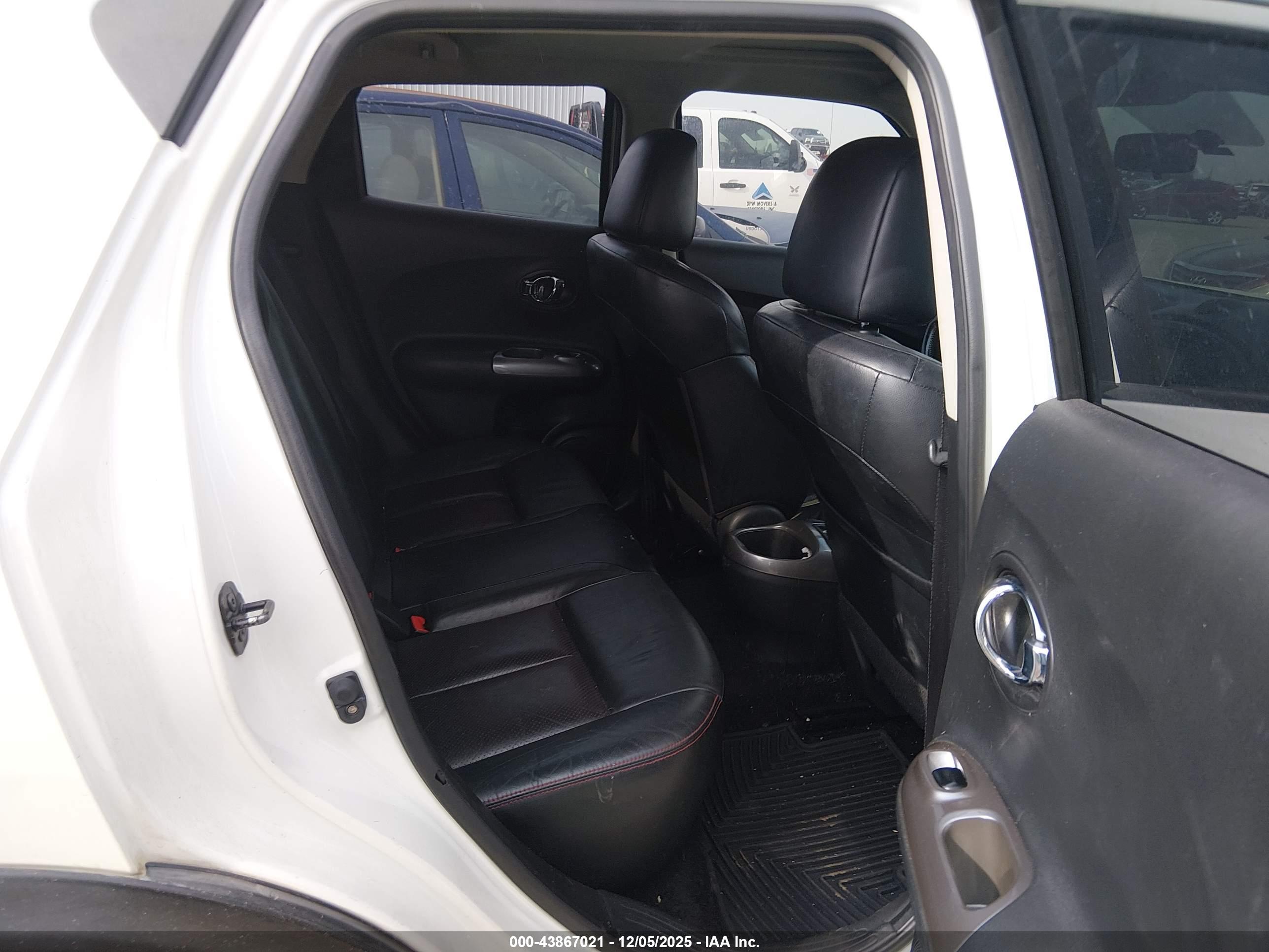 NISSAN JUKE image 8
