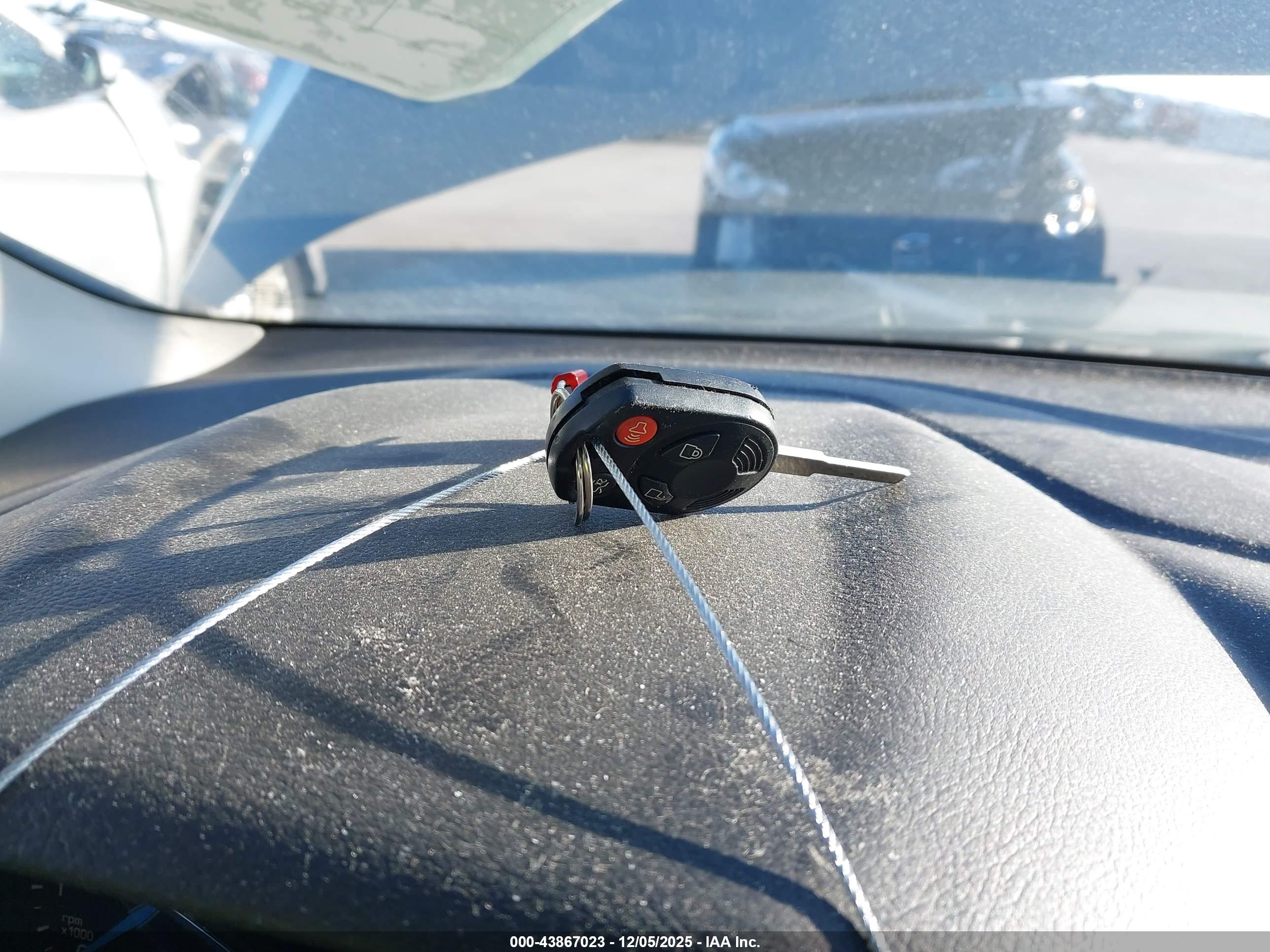 FORD FOCUS image 11